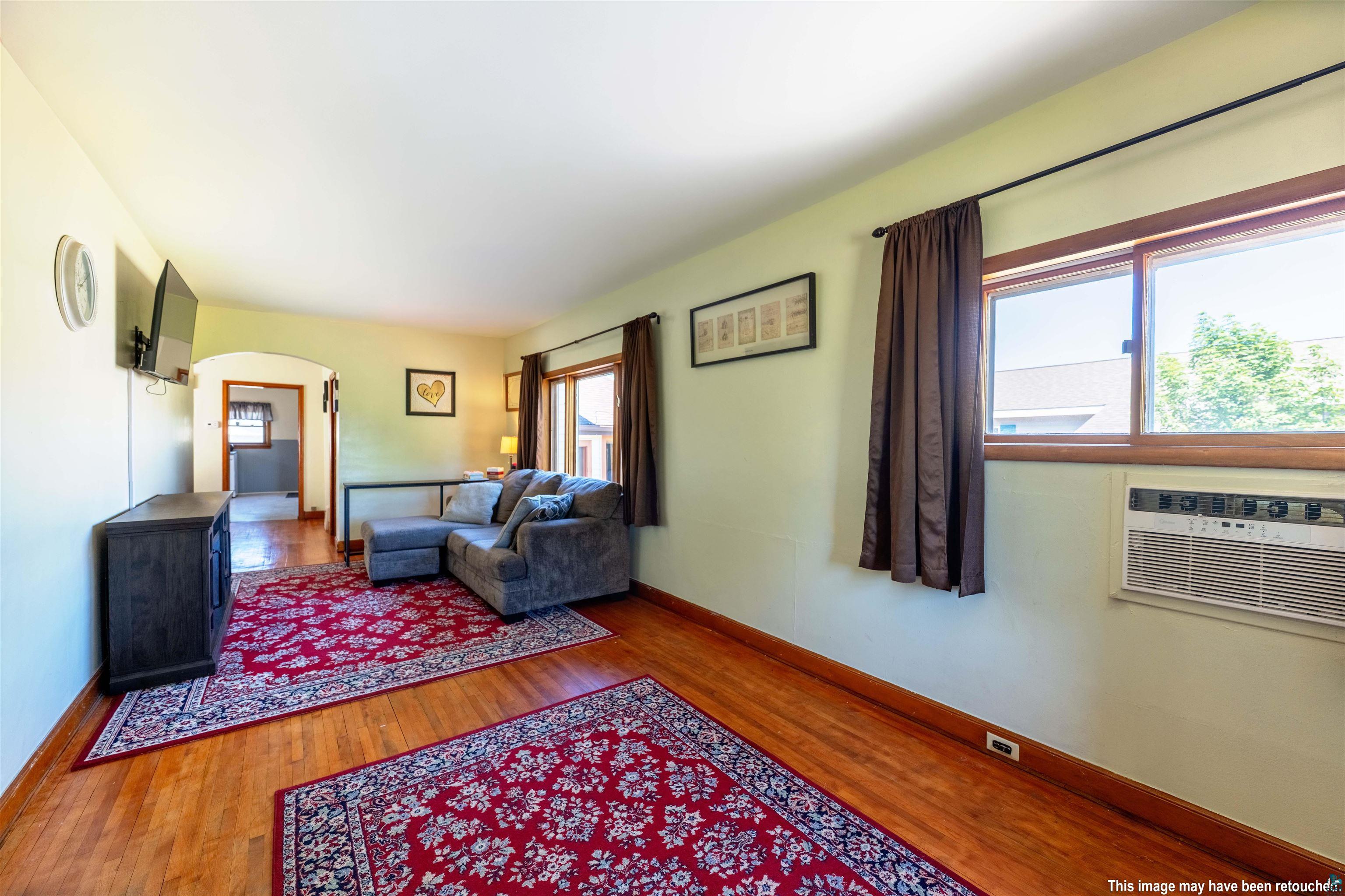 513 Willis Ave, Ashland, WI 54806 Listing Photo  3