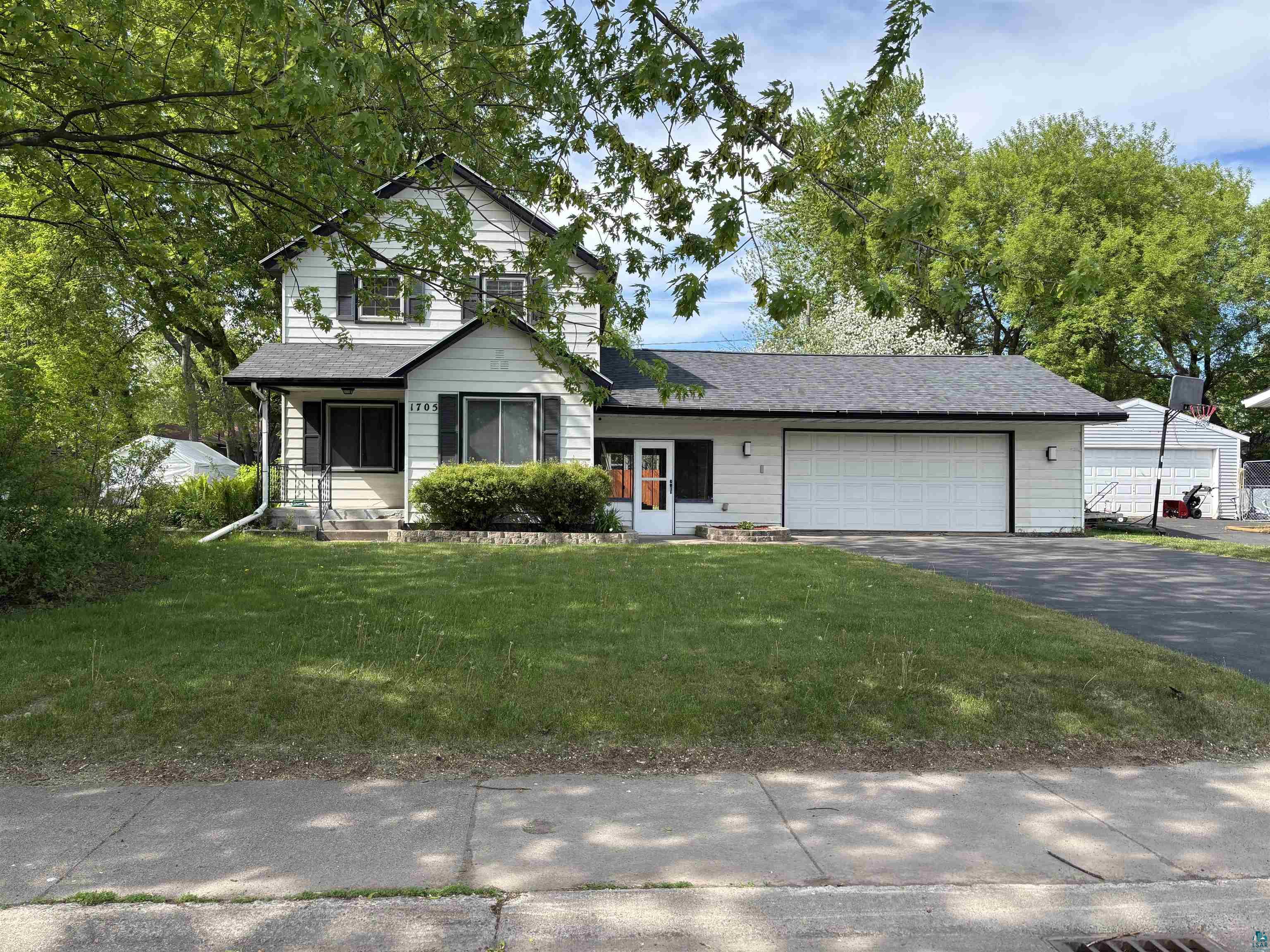 1705 Doddridge Ave, Cloquet, MN 55720 Listing Photo  1
