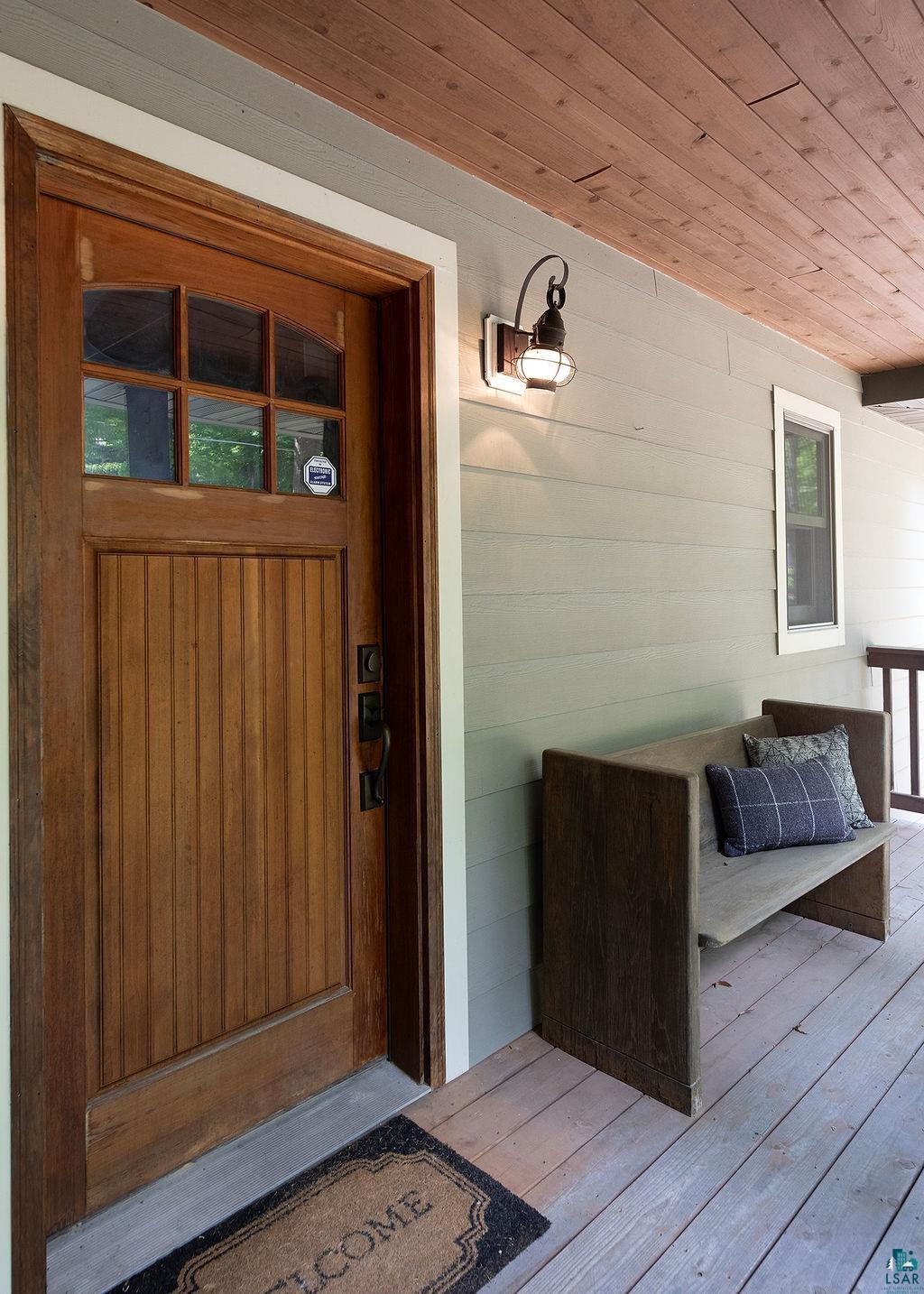  Listing Photo  18