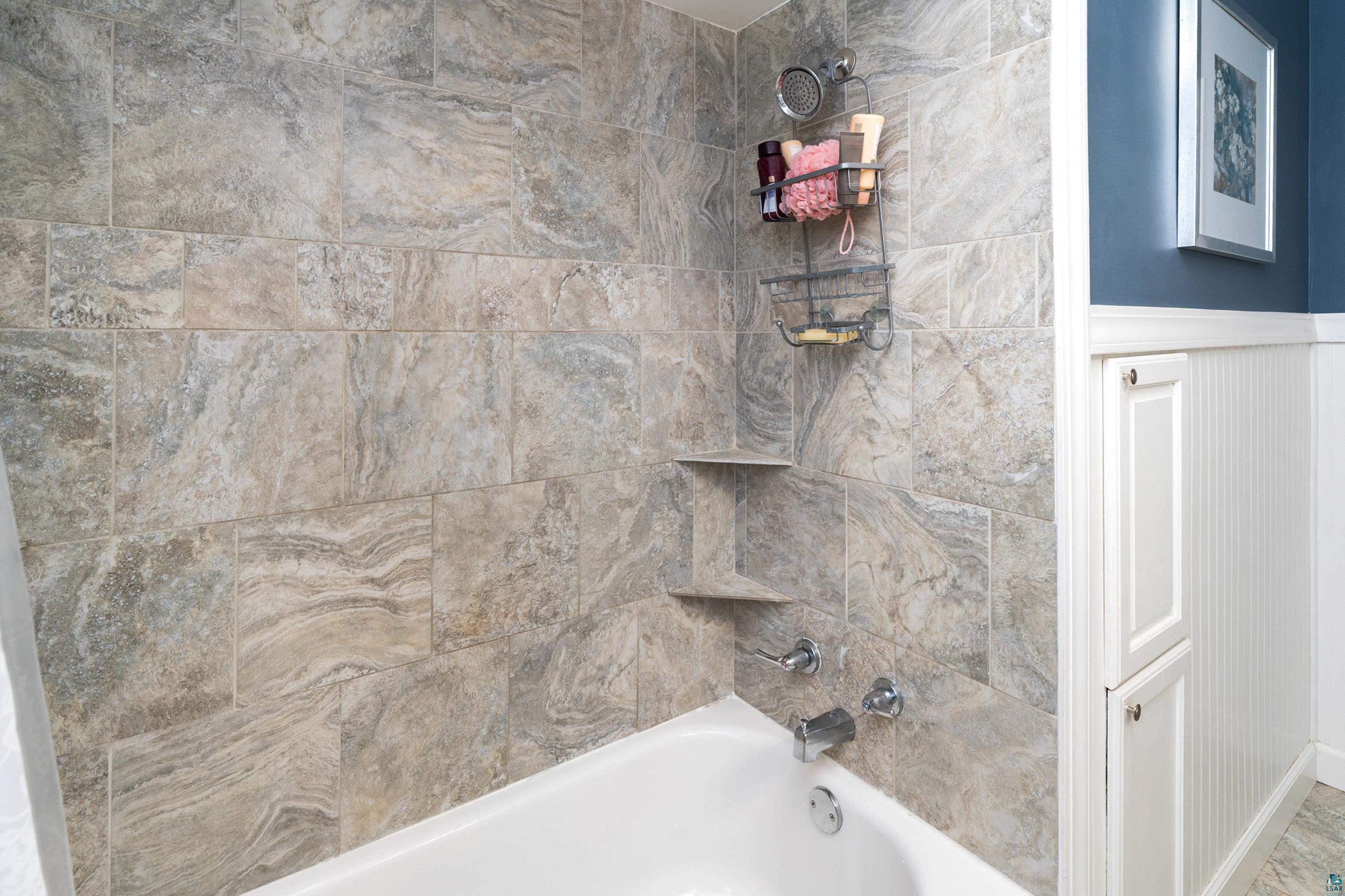 2602 Harvey St, Duluth, MN 55811 Listing Photo  20