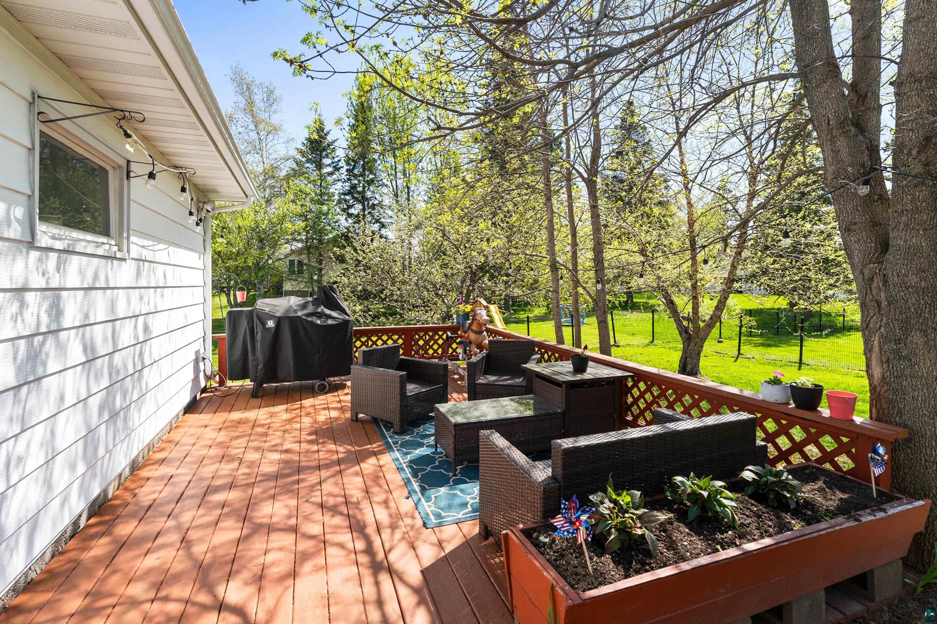2602 Harvey St, Duluth, MN 55811 Listing Photo  3