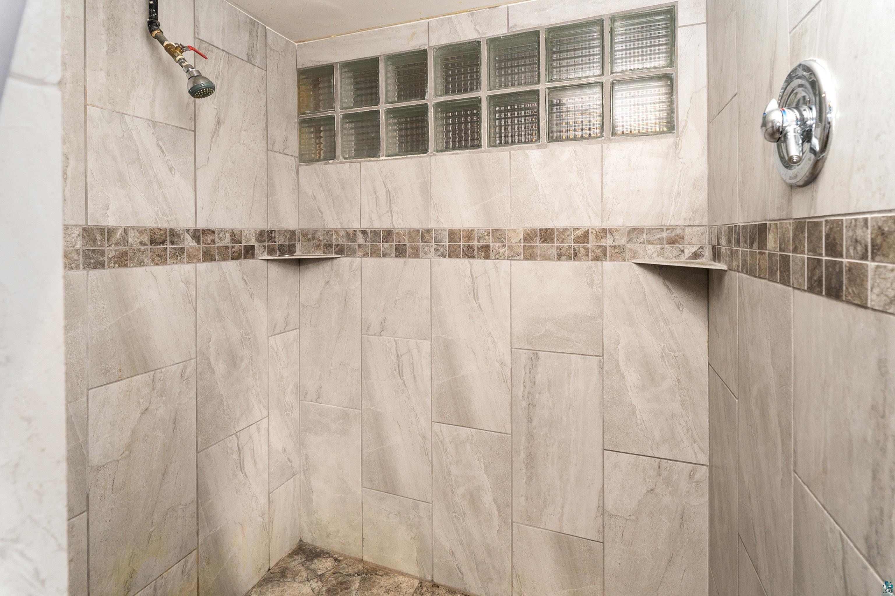 2602 Harvey St, Duluth, MN 55811 Listing Photo  28