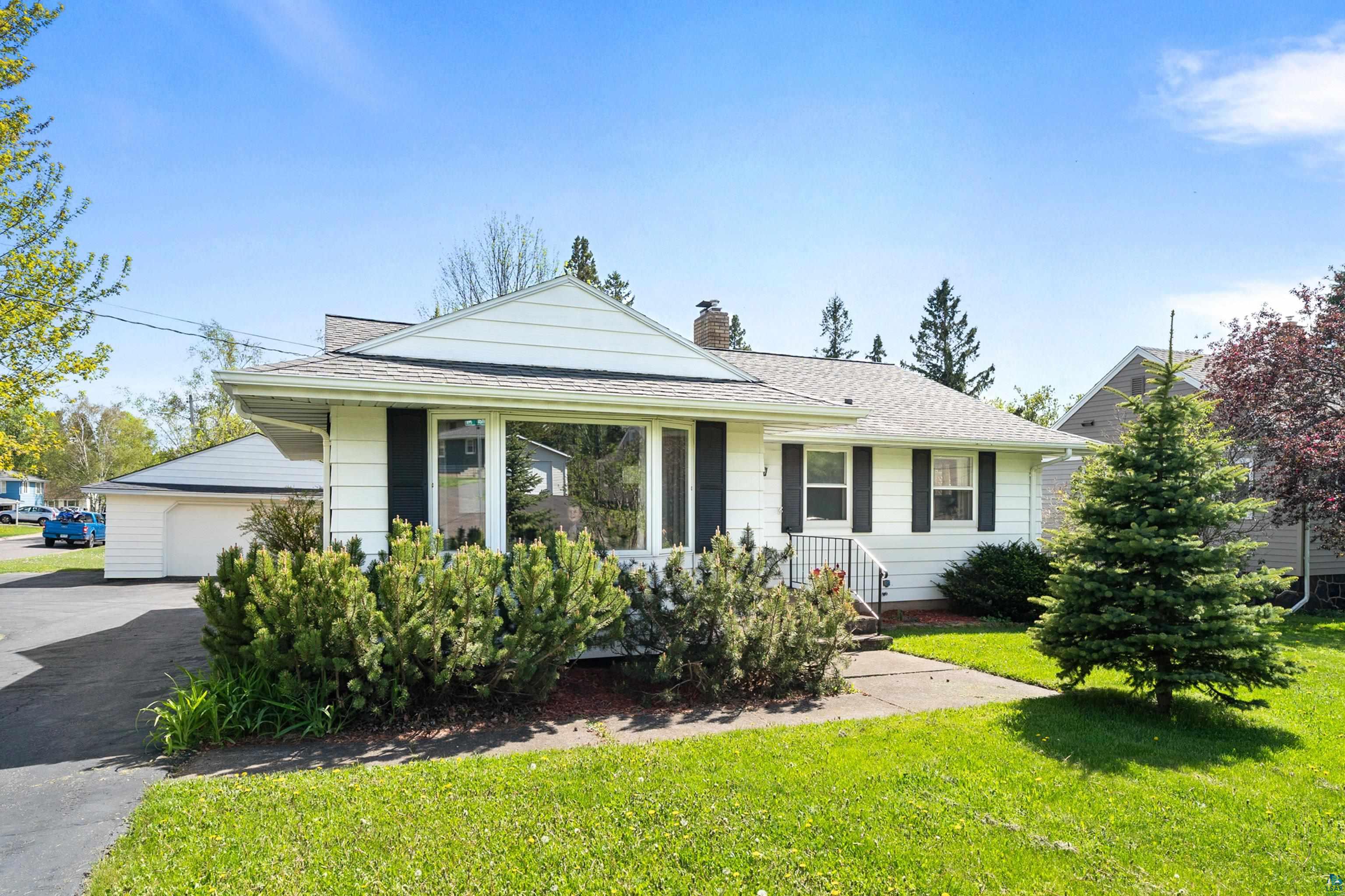 2602 Harvey St, Duluth, MN 55811 Listing Photo  36