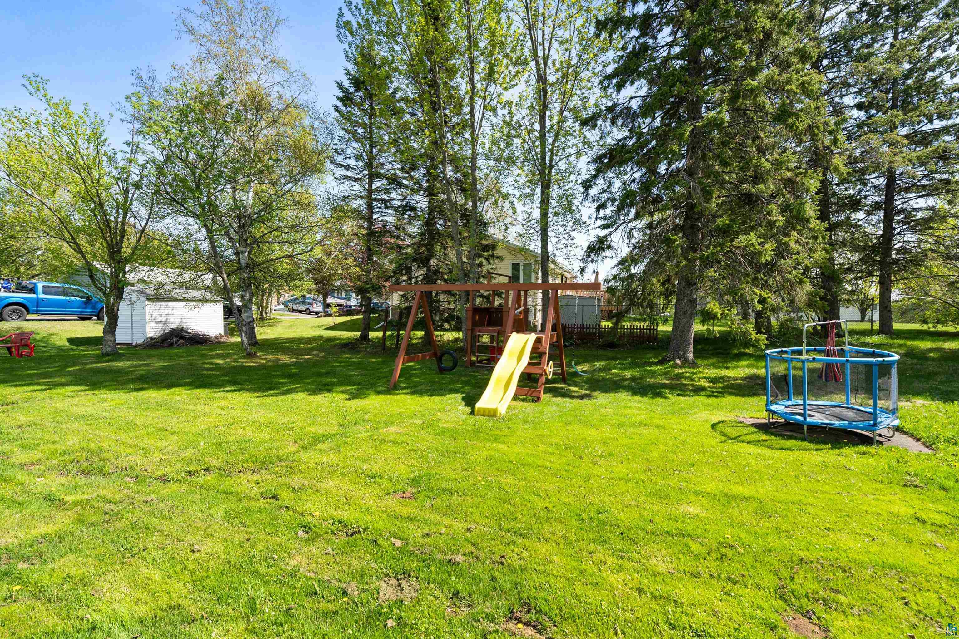 2602 Harvey St, Duluth, MN 55811 Listing Photo  38