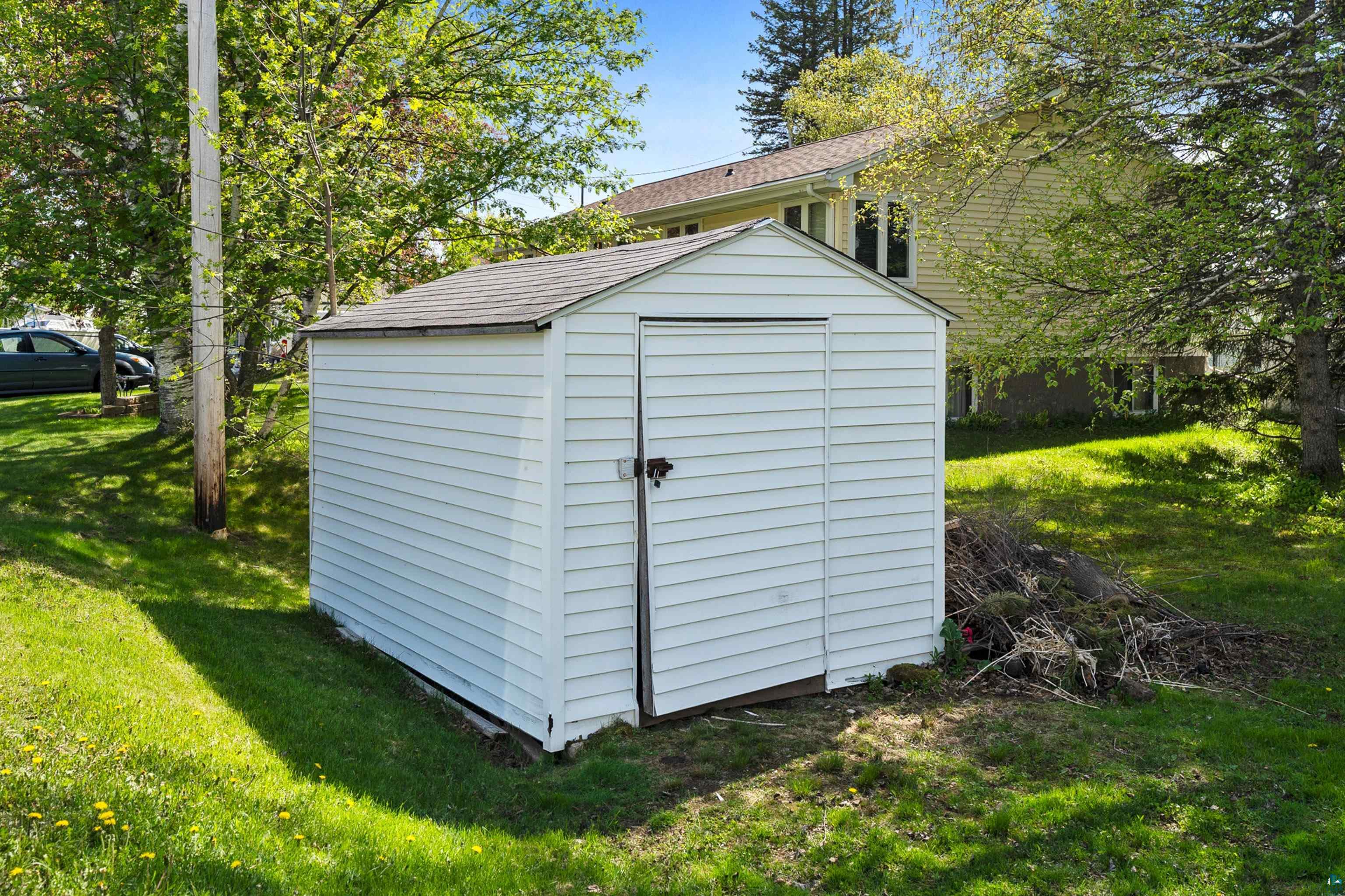 2602 Harvey St, Duluth, MN 55811 Listing Photo  40