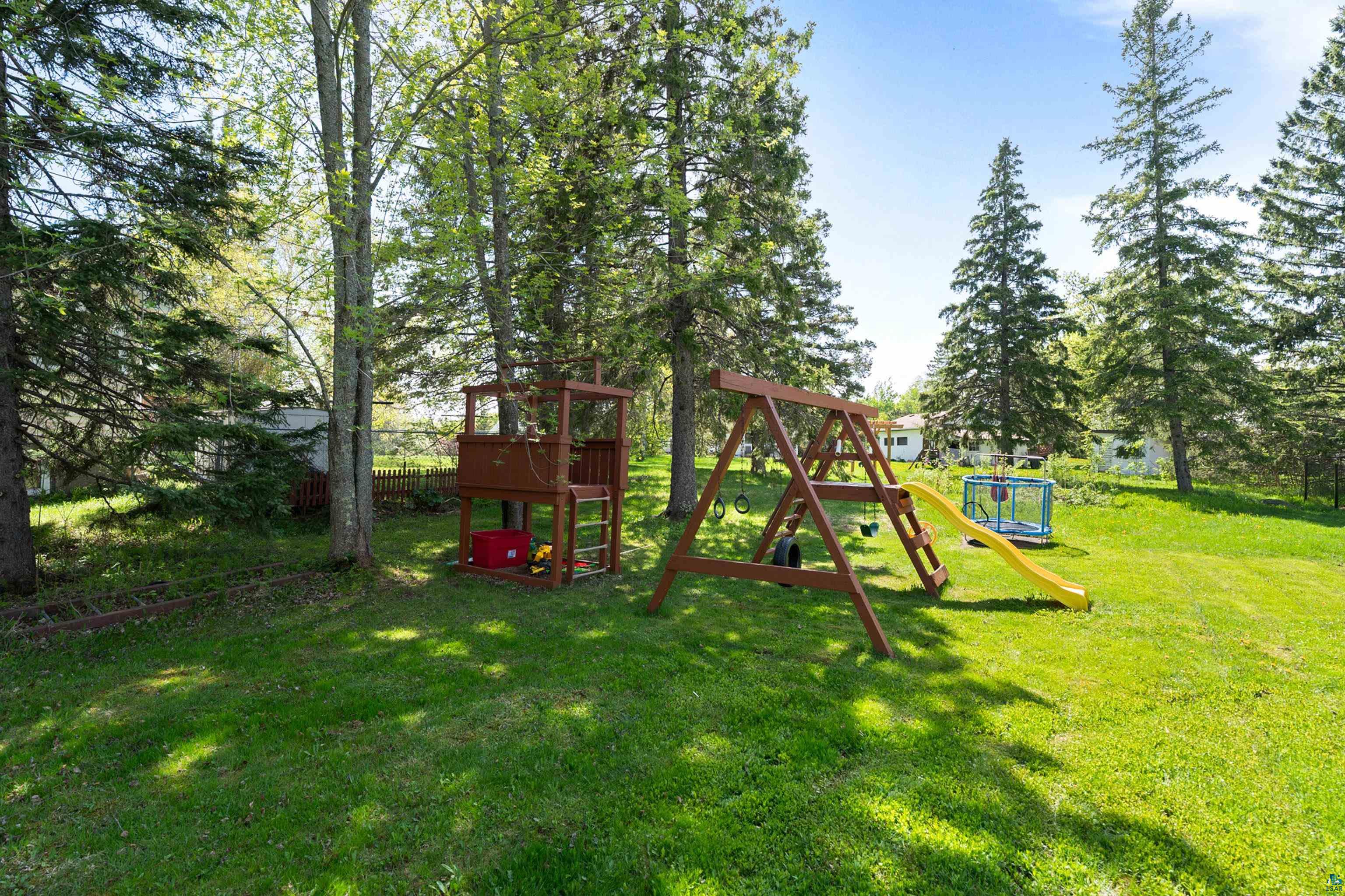 2602 Harvey St, Duluth, MN 55811 Listing Photo  41