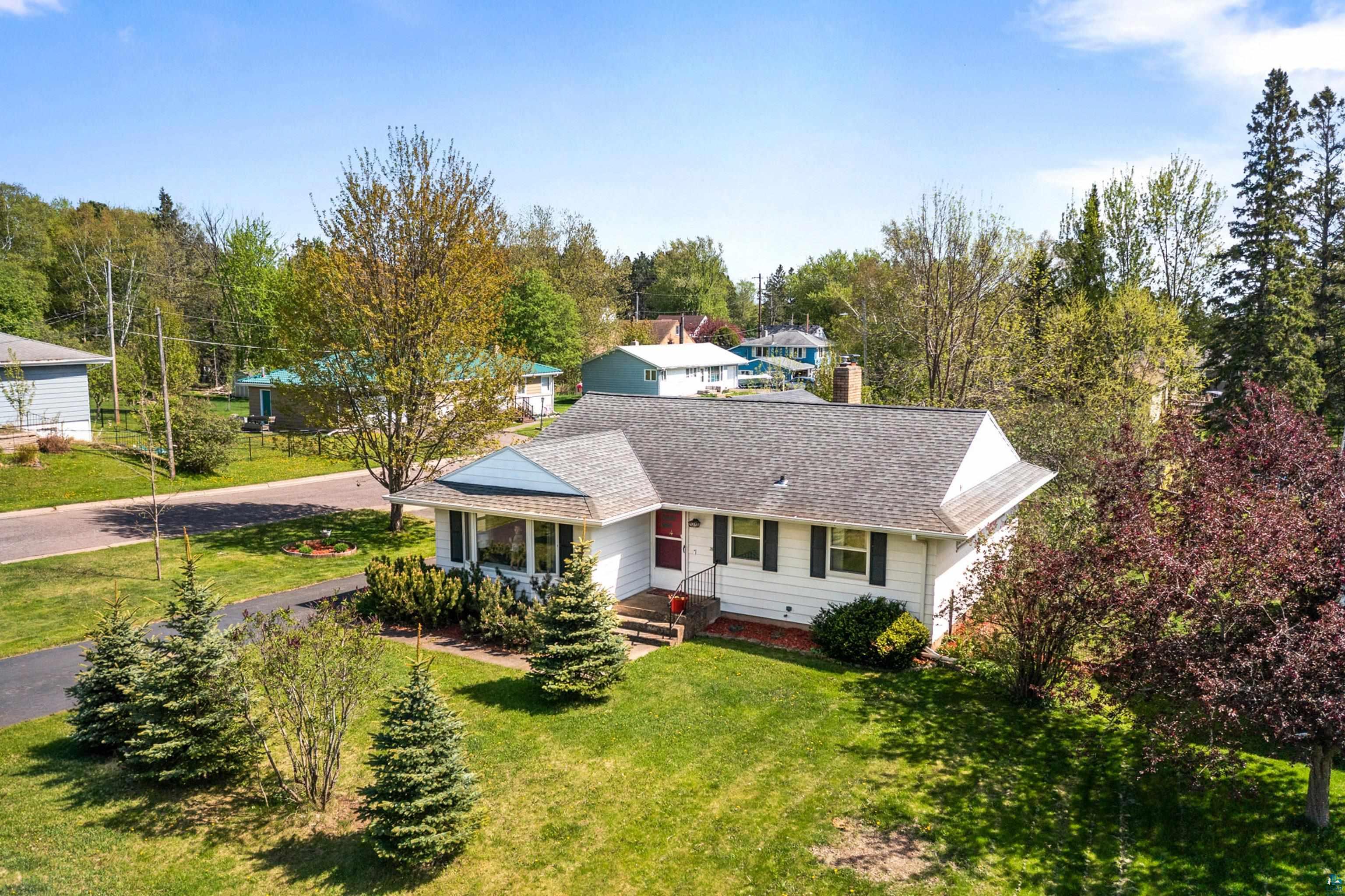 2602 Harvey St, Duluth, MN 55811 Listing Photo  44