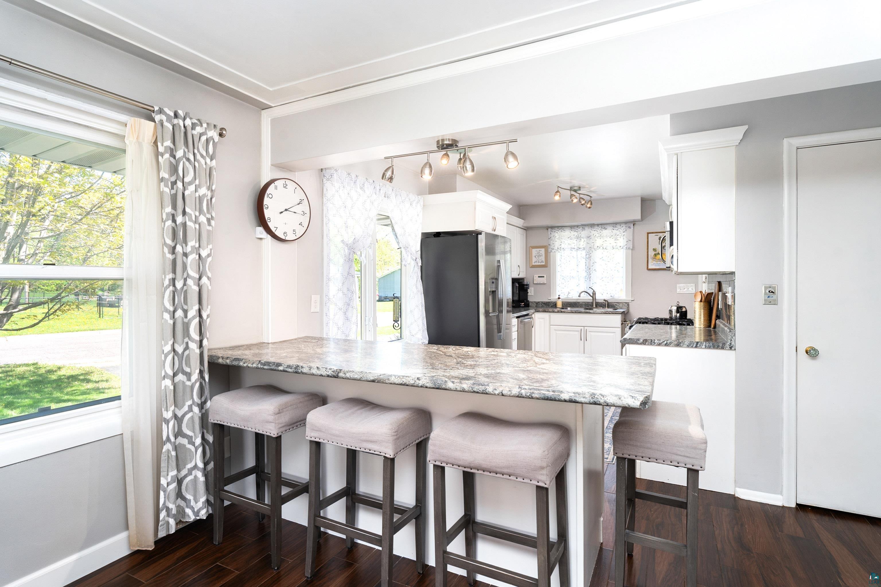 2602 Harvey St, Duluth, MN 55811 Listing Photo  8