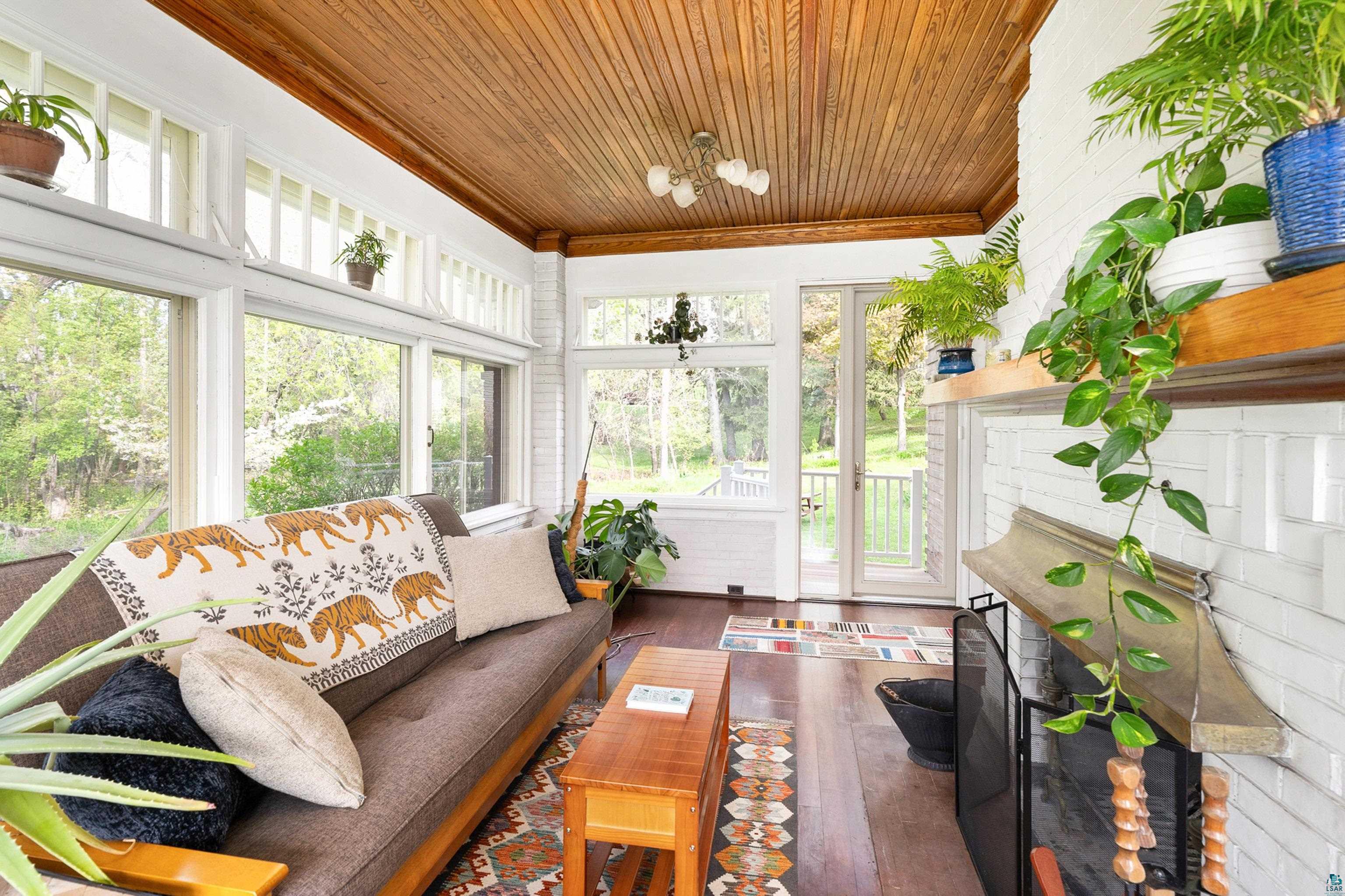 2221 E 4th St, Duluth, MN 55812 Listing Photo  43