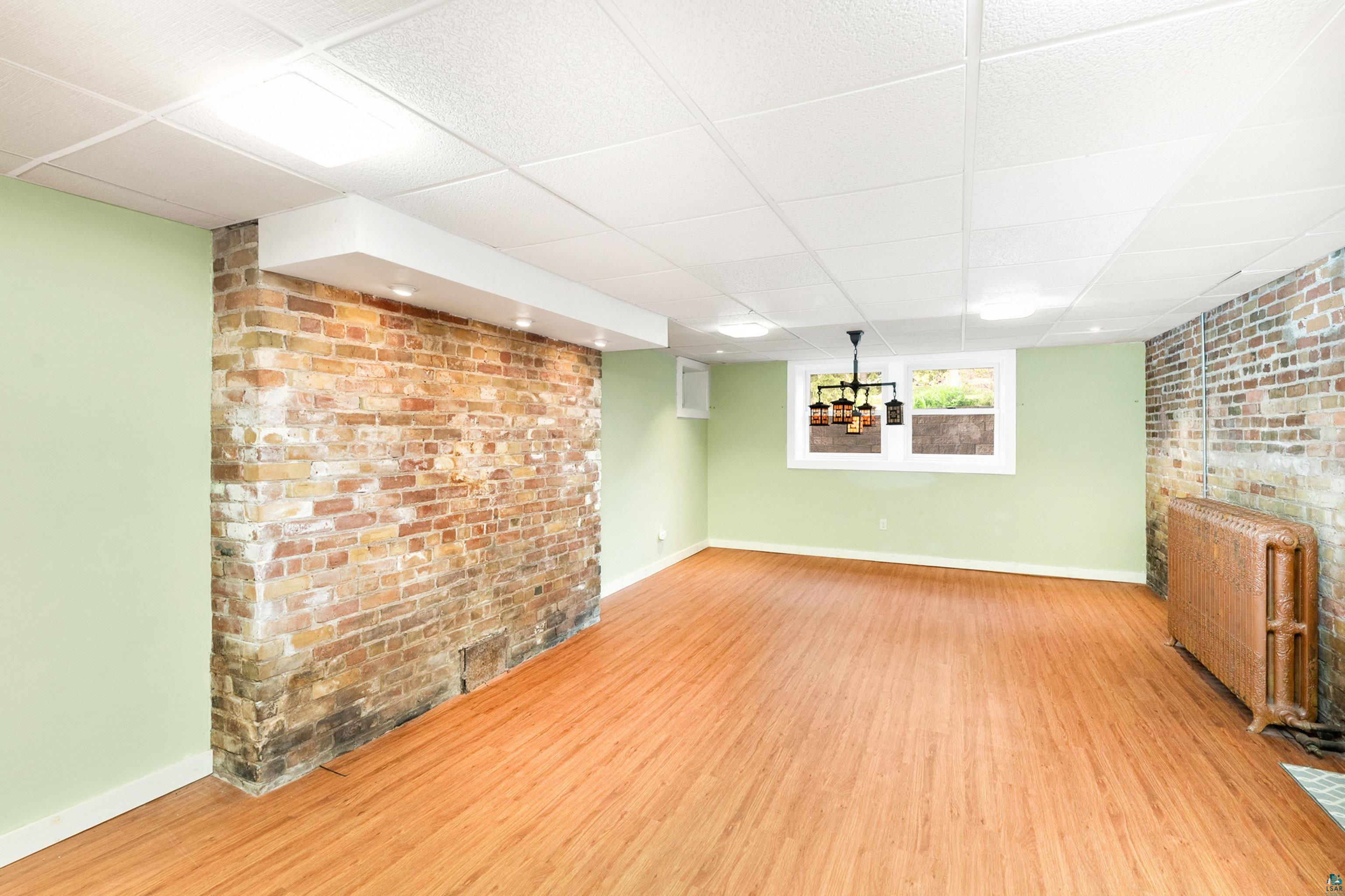 2221 E 4th St, Duluth, MN 55812 Listing Photo  72