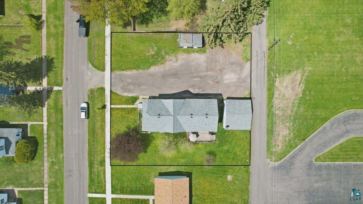 2811 E 3rd St, Superior, WI 54880 Listing Photo  11