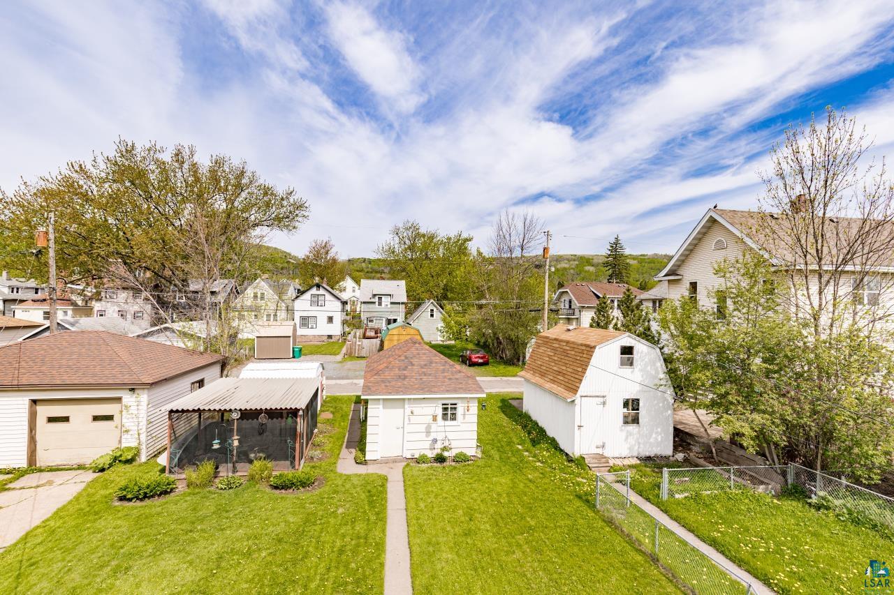 3909 W 4th Street, Duluth, MN 55807 Listing Photo  2