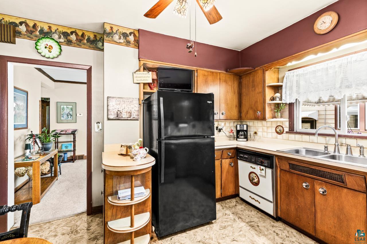 3909 W 4th Street, Duluth, MN 55807 Listing Photo  11