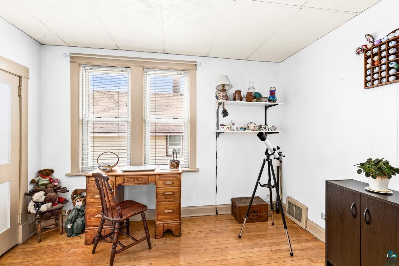 3909 W 4th Street, Duluth, MN 55807 Listing Photo  20