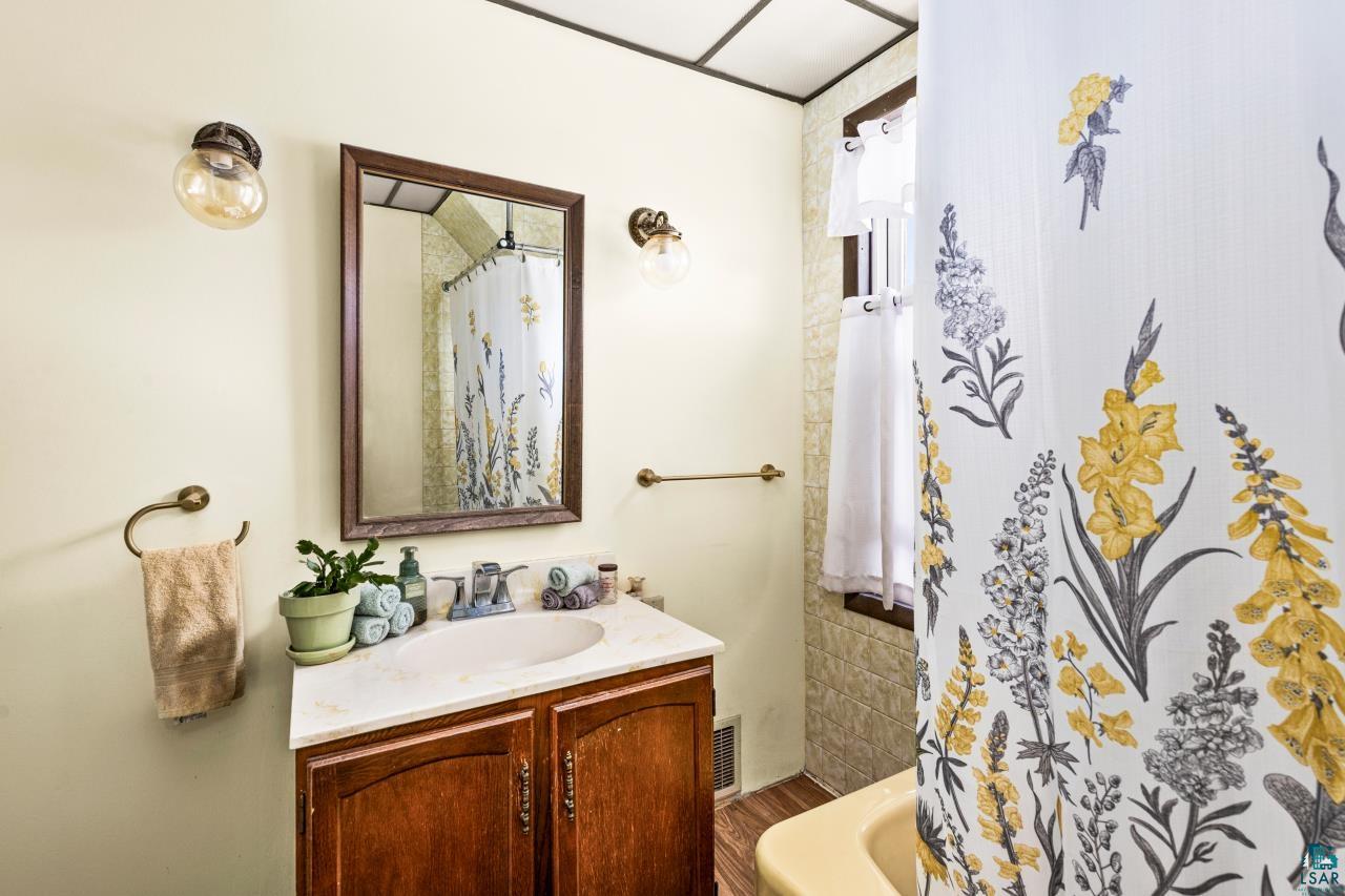3909 W 4th Street, Duluth, MN 55807 Listing Photo  23