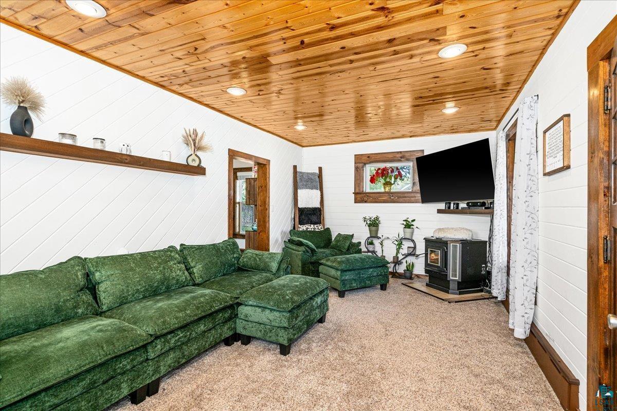 729 19th St, Two Harbors, MN 55616 Listing Photo  4