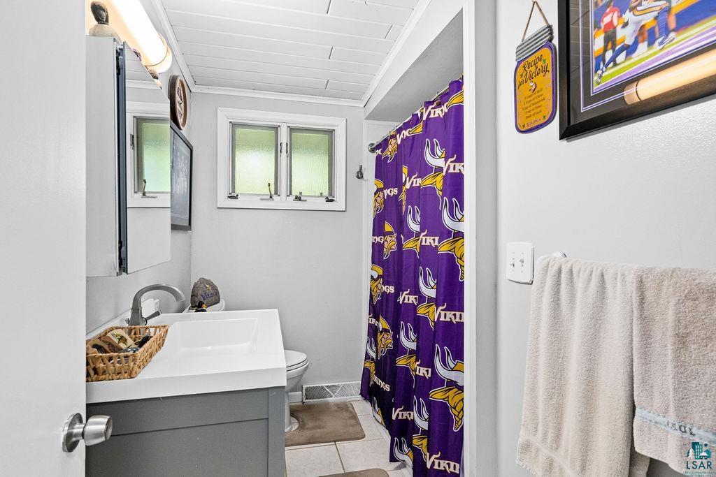 1724 Fern Ave, Duluth, MN 55811 Listing Photo  17