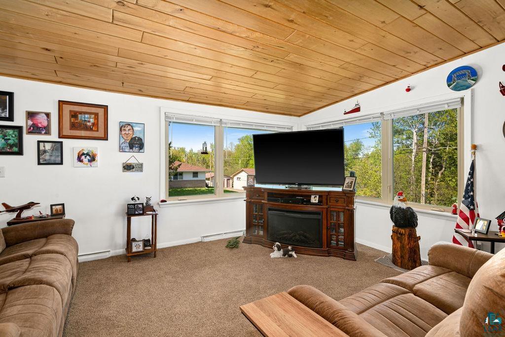 1724 Fern Ave, Duluth, MN 55811 Listing Photo  3