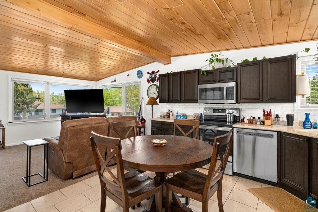 1724 Fern Ave, Duluth, MN 55811 Listing Photo  8