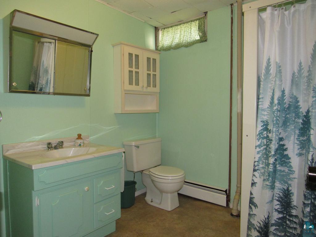 603 22nd Ave E, Superior, WI 54880 Listing Photo  16