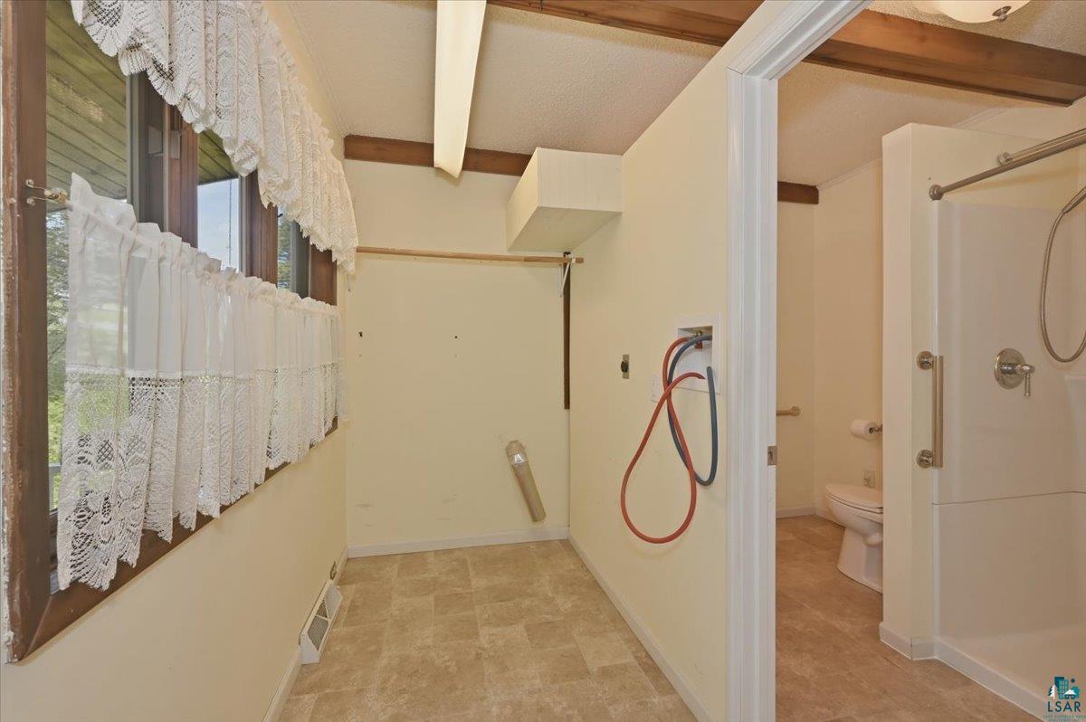 1940 Springvale Rd, Duluth, MN 55811 Listing Photo  14
