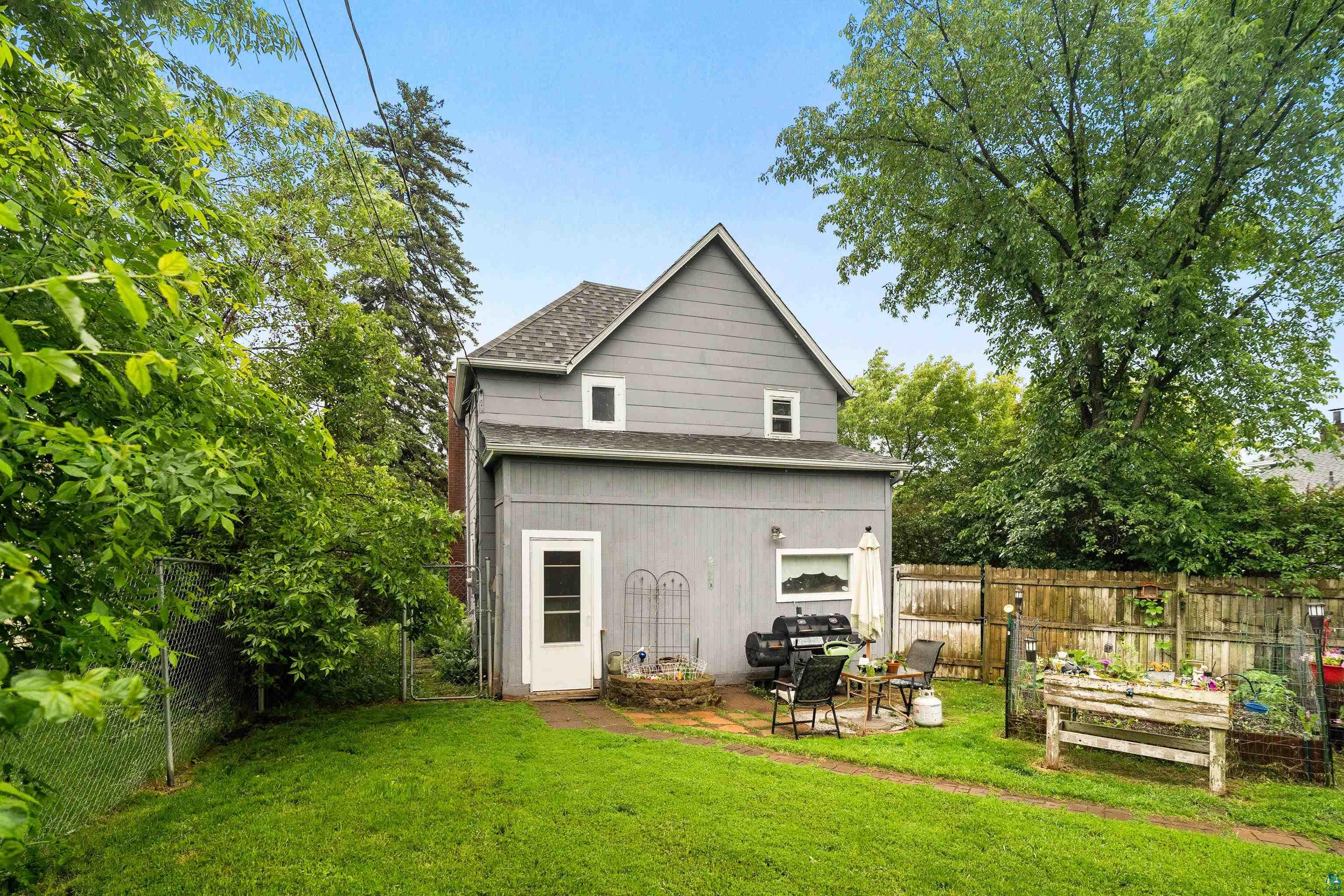 2101 E 1st St, Duluth, MN 55812 Listing Photo  38