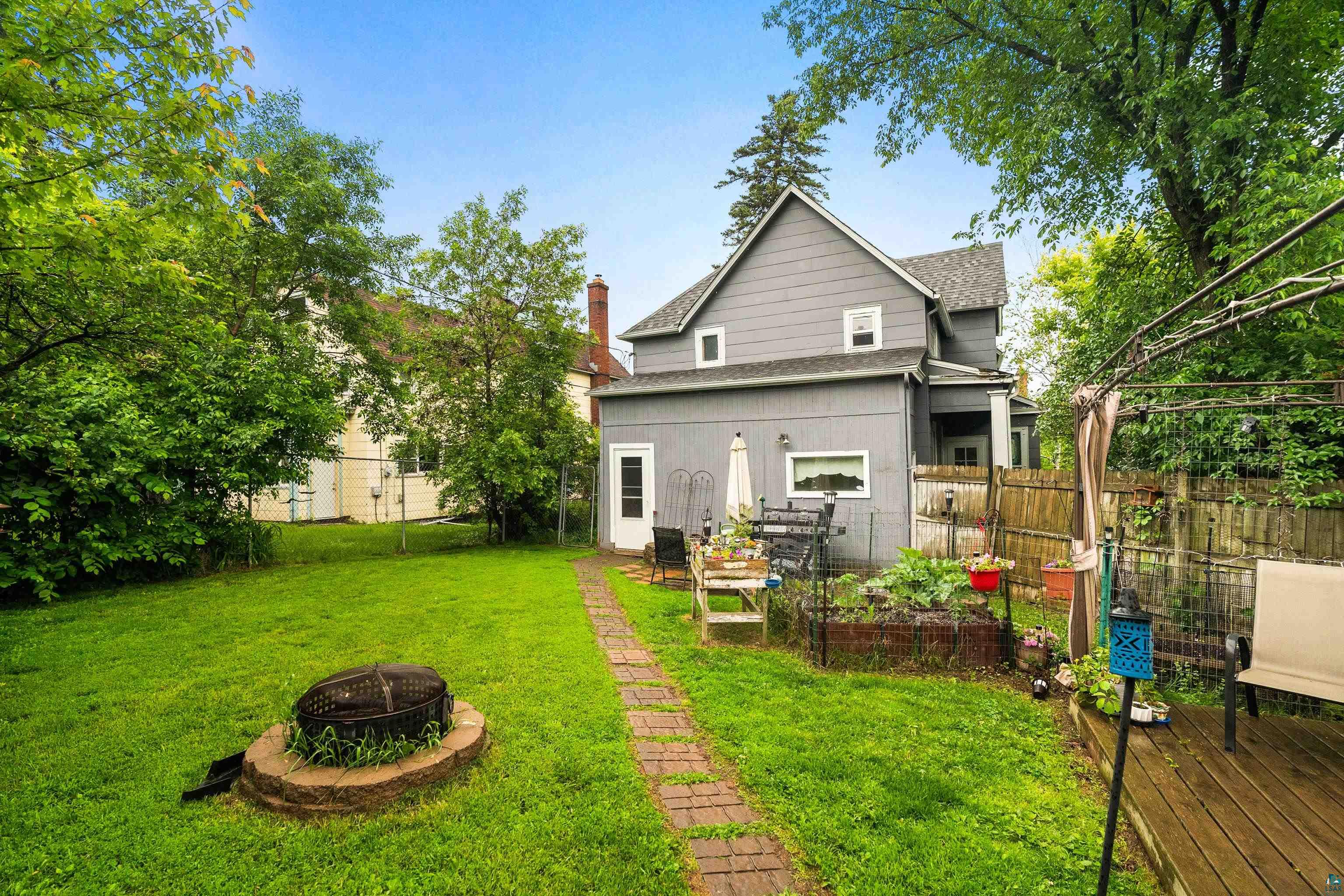 2101 E 1st St, Duluth, MN 55812 Listing Photo  40