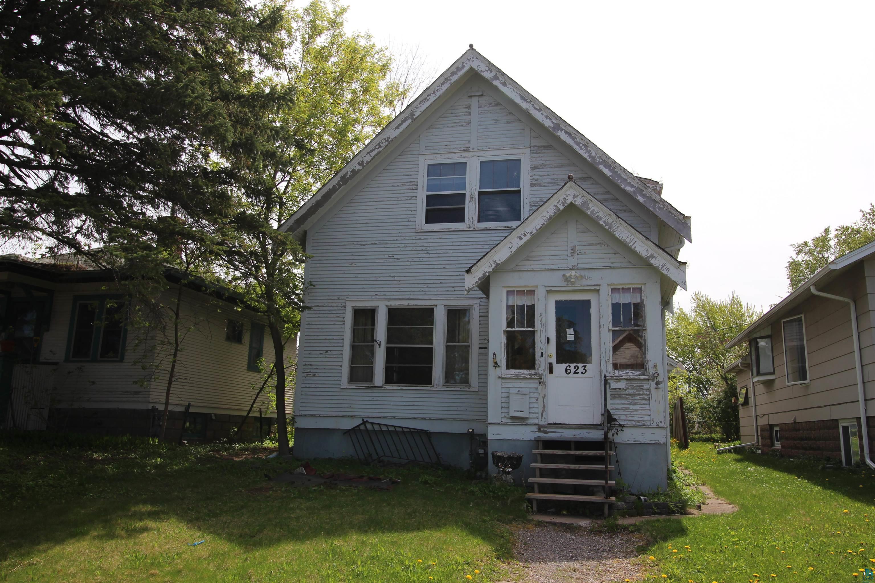 623 N 41st Ave W, Duluth, MN 55807 Listing Photo  1