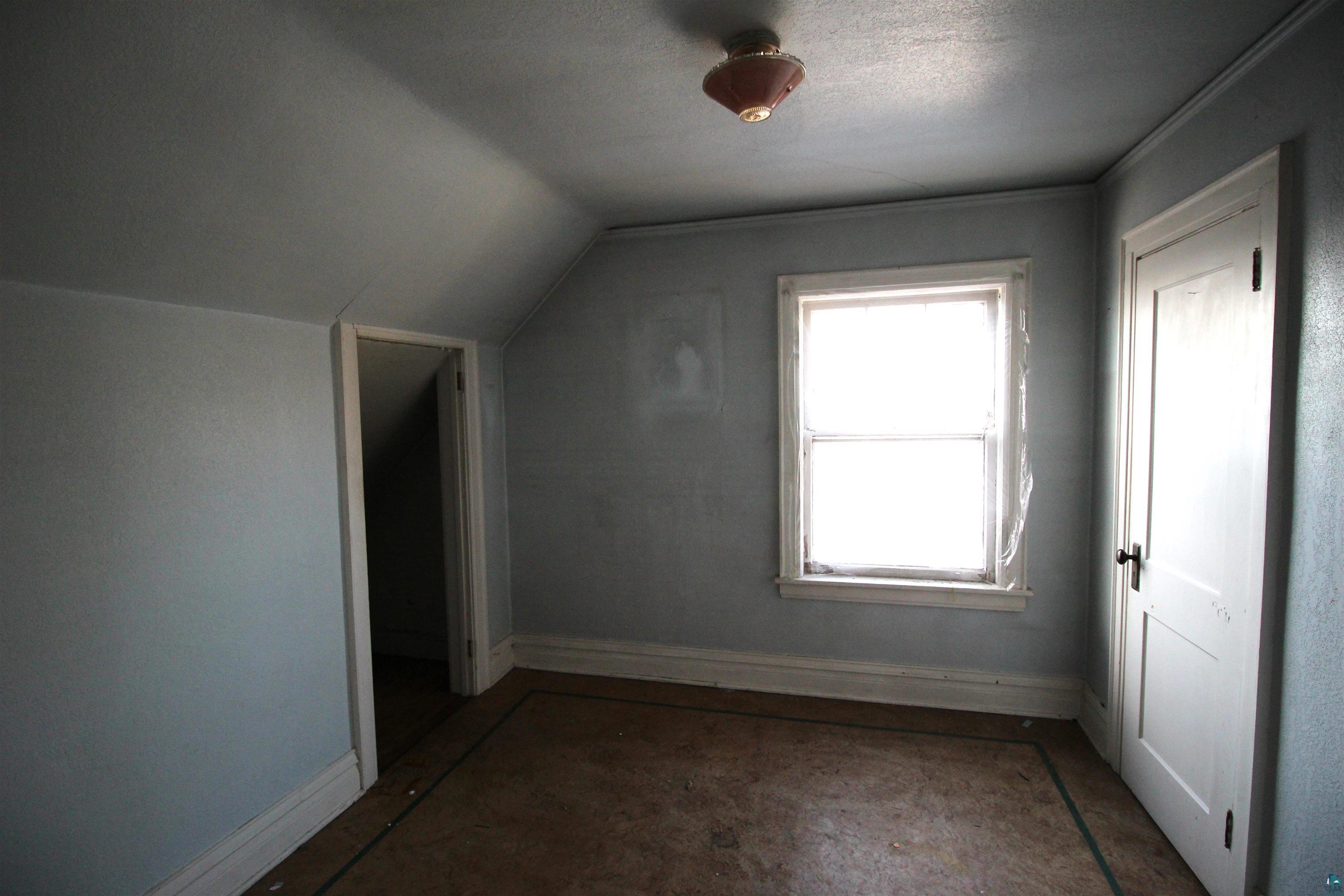 623 N 41st Ave W, Duluth, MN 55807 Listing Photo  17