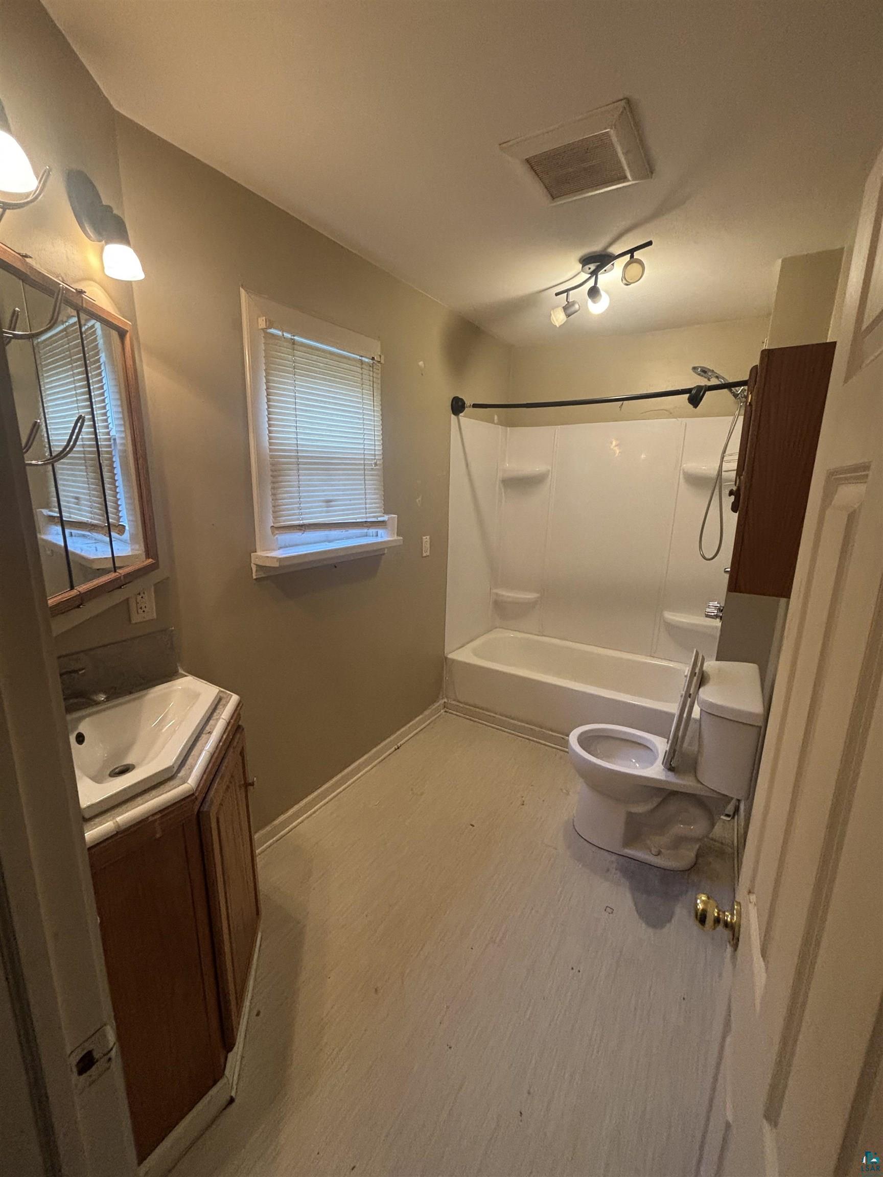 507 N 76th Ave W, Duluth, MN 55807 Listing Photo  9
