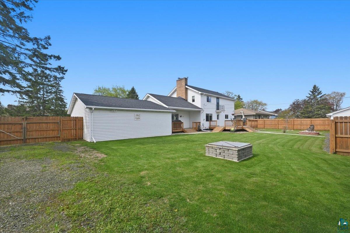 11c Hayes Ct, Superior, WI 54880 Listing Photo  2