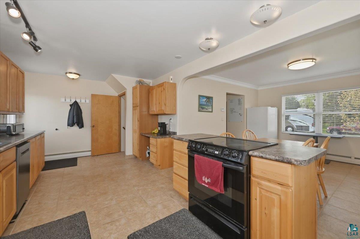 11c Hayes Ct, Superior, WI 54880 Listing Photo  17