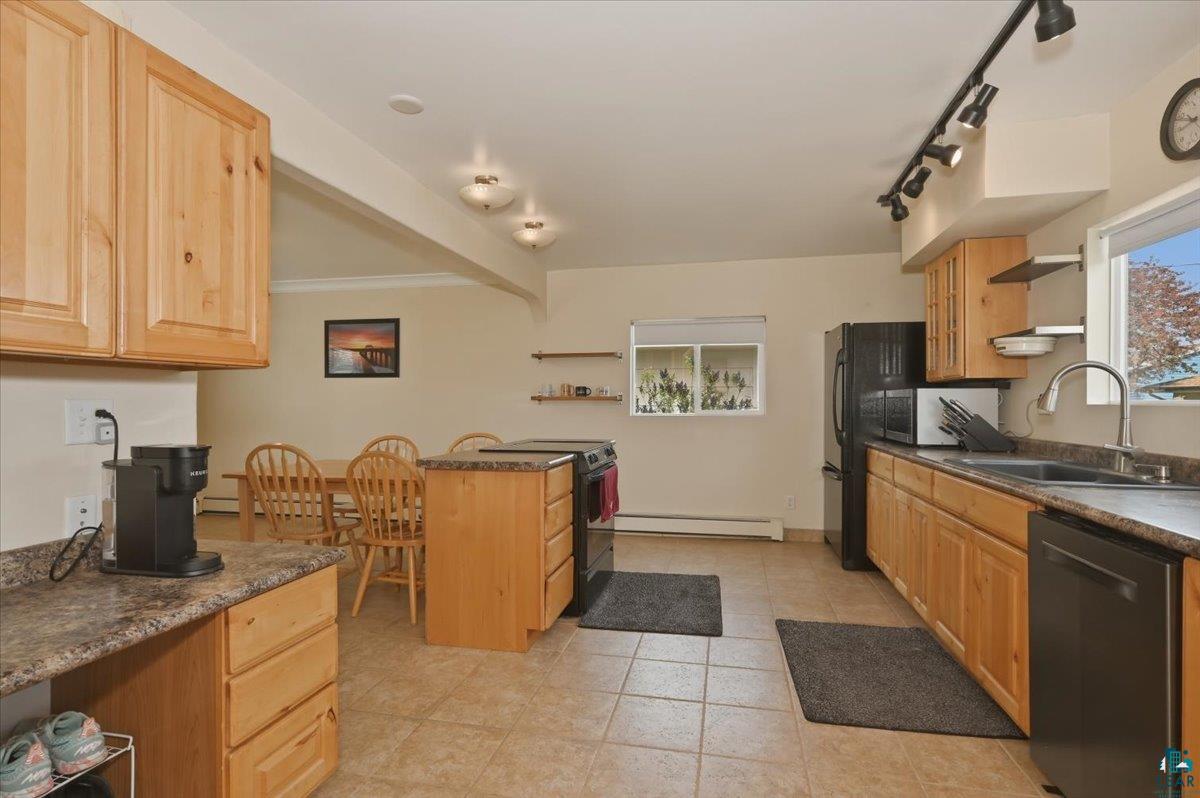 11c Hayes Ct, Superior, WI 54880 Listing Photo  18