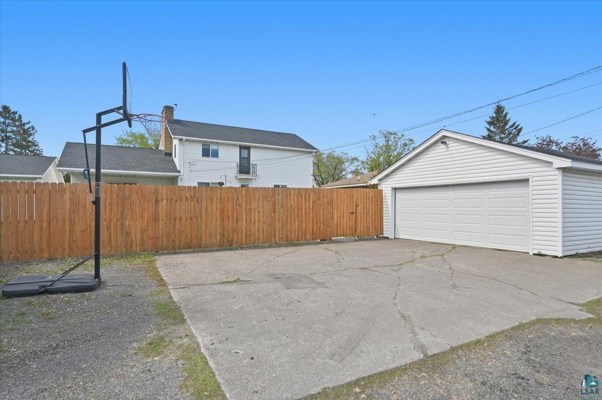 11c Hayes Ct, Superior, WI 54880 Listing Photo  3