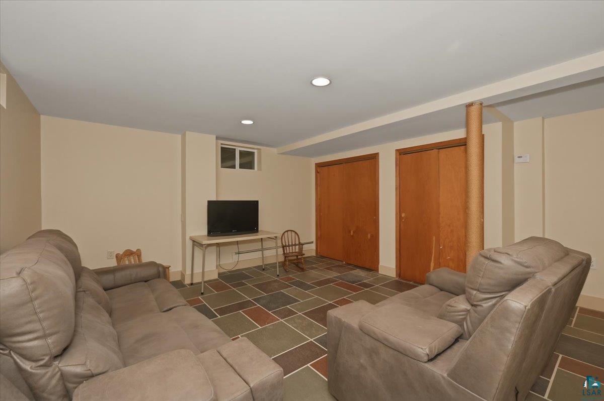11c Hayes Ct, Superior, WI 54880 Listing Photo  25