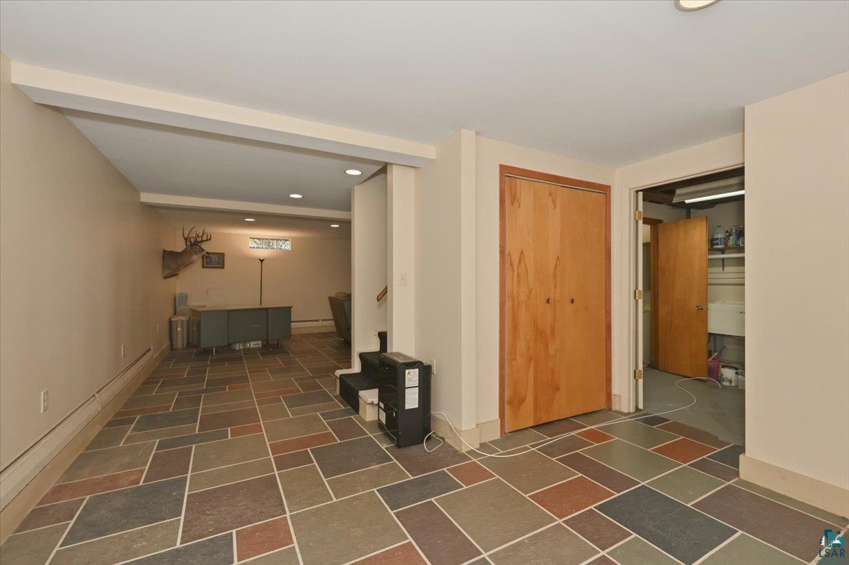 11c Hayes Ct, Superior, WI 54880 Listing Photo  26