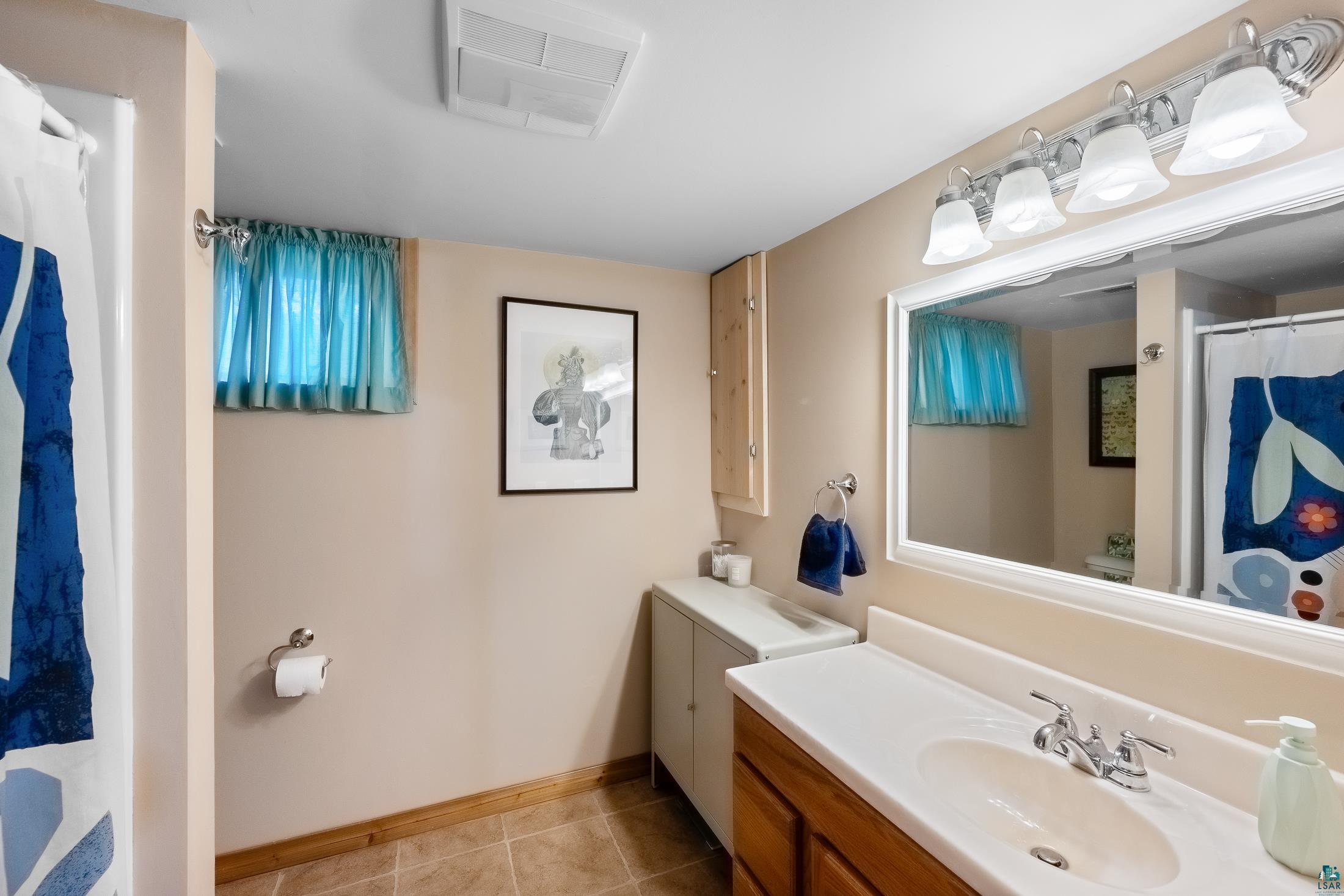 721 E 6th St, Duluth, MN 55805 Listing Photo  23