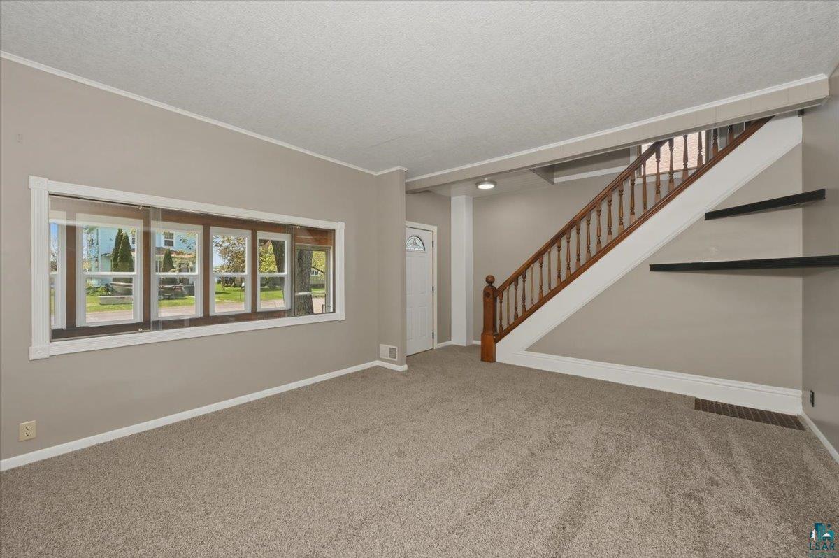 5319 E 3rd St, Superior, WI 54880 Listing Photo  20