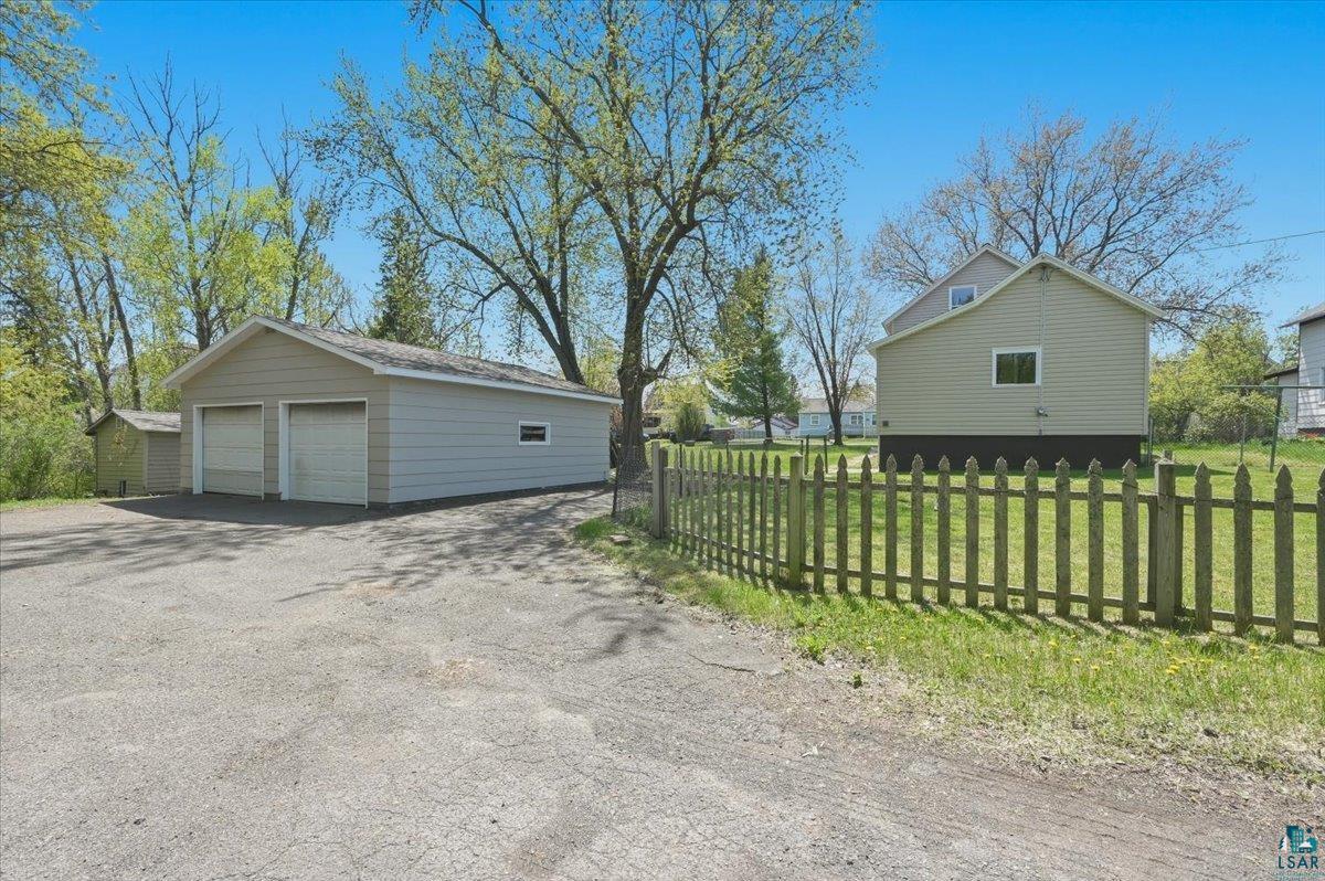 5319 E 3rd St, Superior, WI 54880 Listing Photo  5