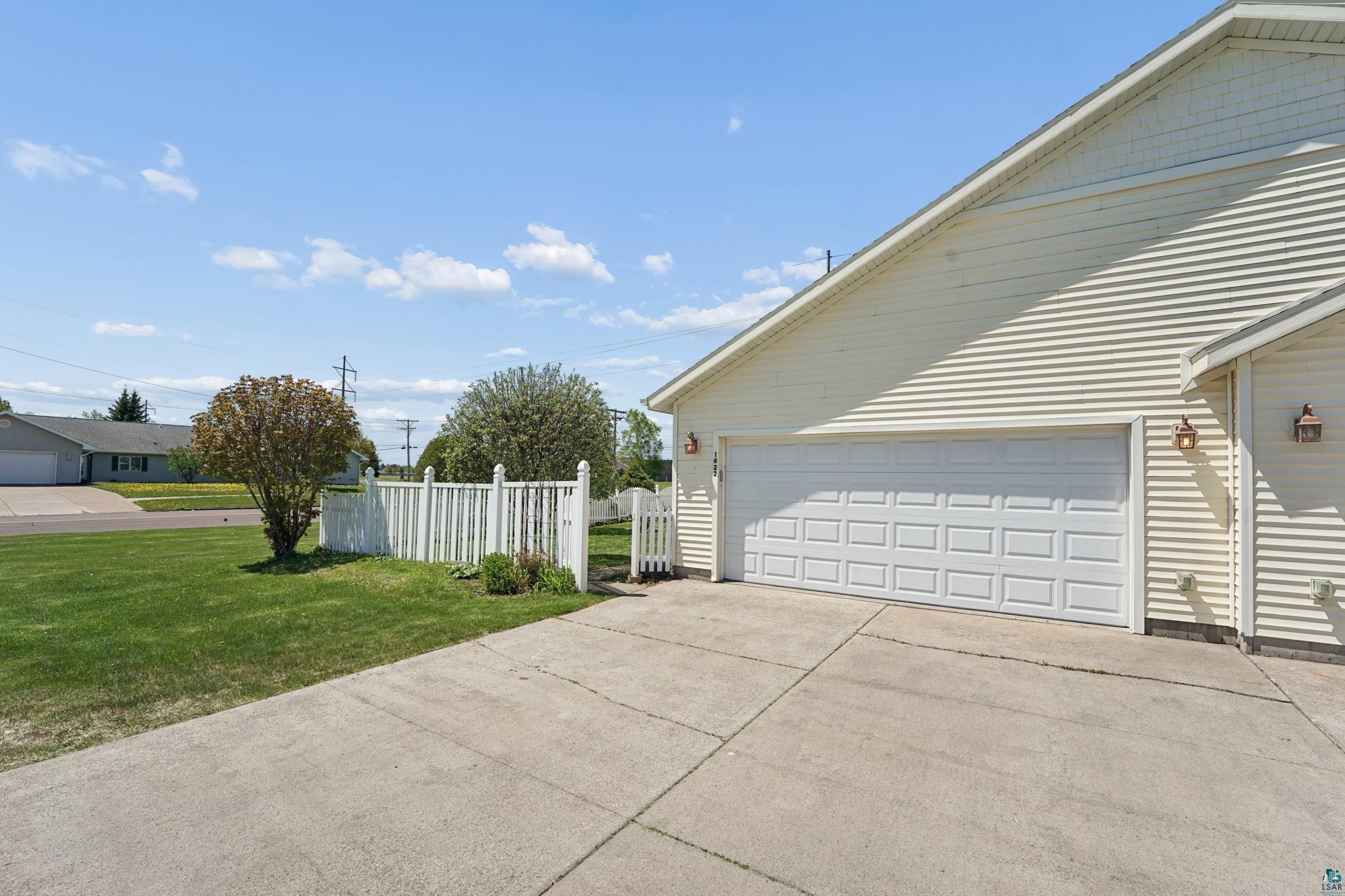1422 New York Ave, #6, Superior, WI 54880 Listing Photo  22