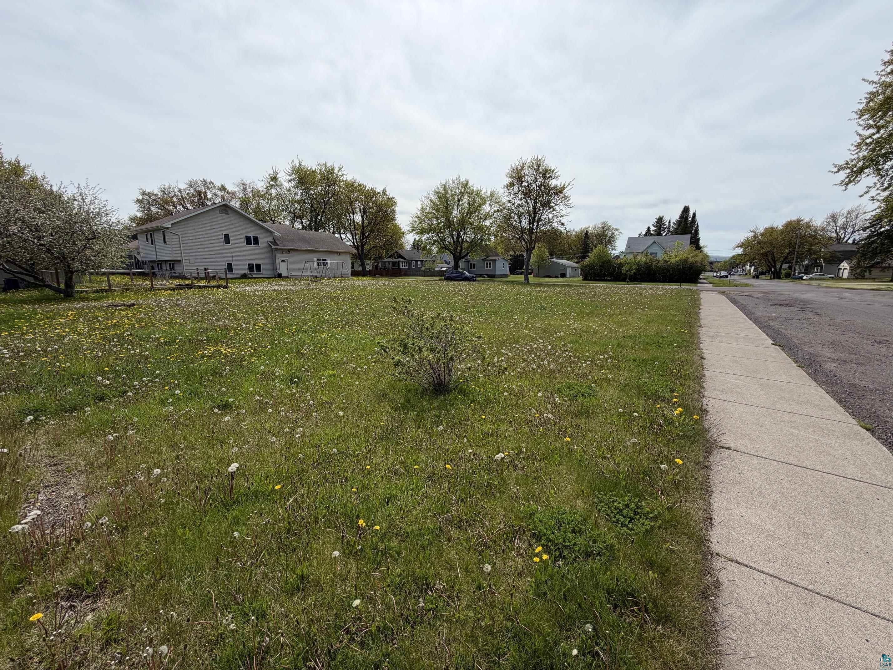 19xx Susquehanna Ave, Superior, WI 54880 Listing Photo  6