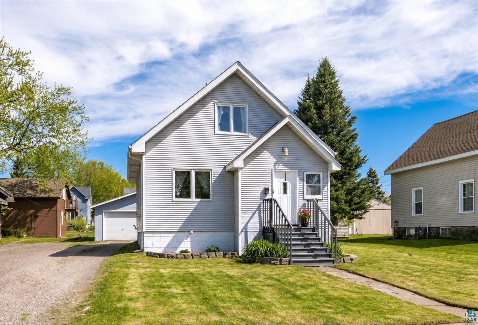 9231 Brook St, Duluth, MN 55810 Listing Photo  1