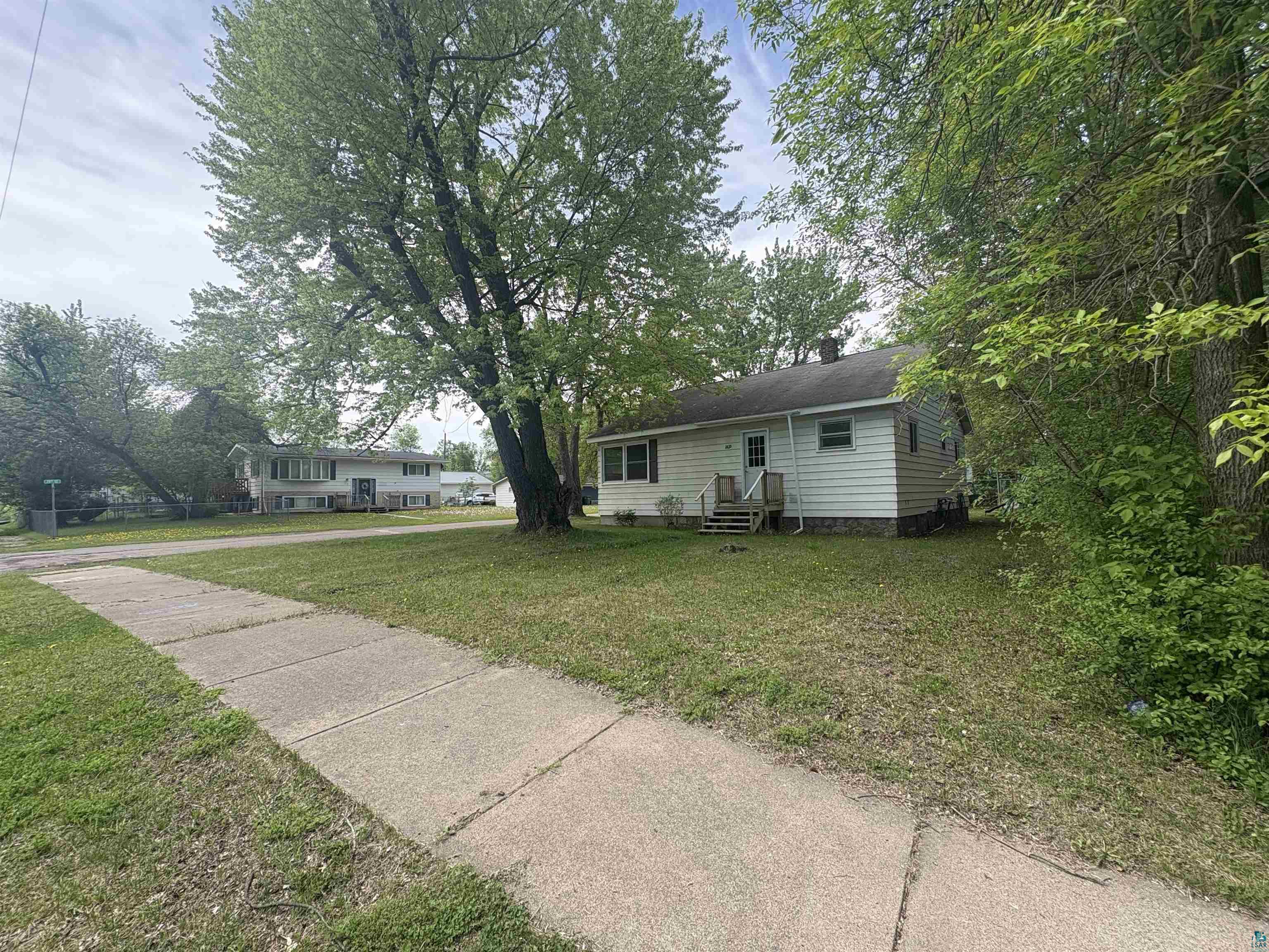 2835 8th Ave E, Hibbing, MN 55746 Listing Photo  1