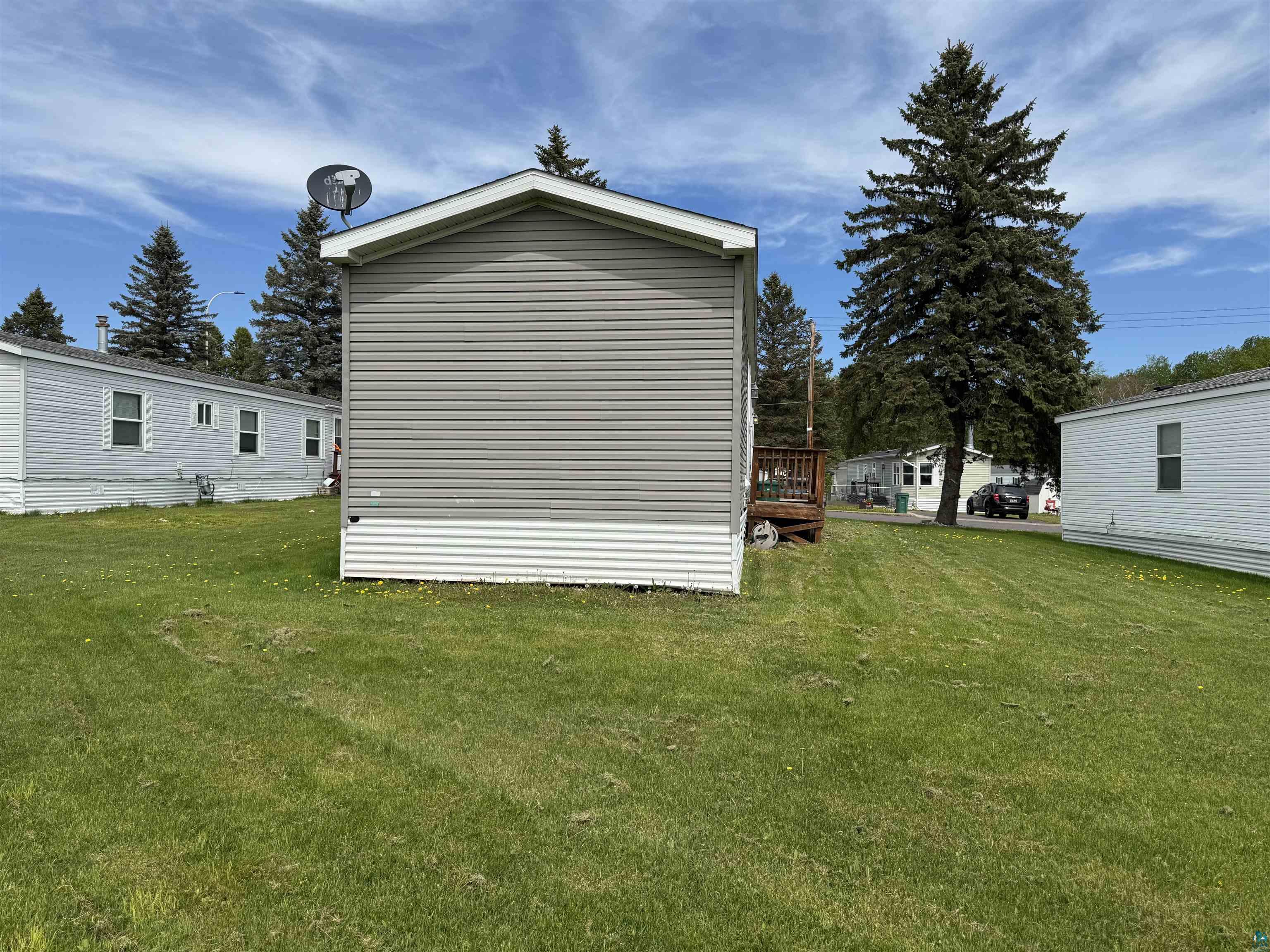 8 Holt Dr, Duluth, MN 55808 Listing Photo  12