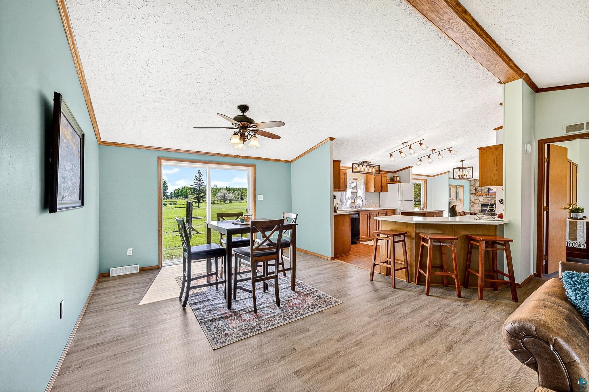5404 S Midbon Rd, Superior, WI 54880 Listing Photo  11
