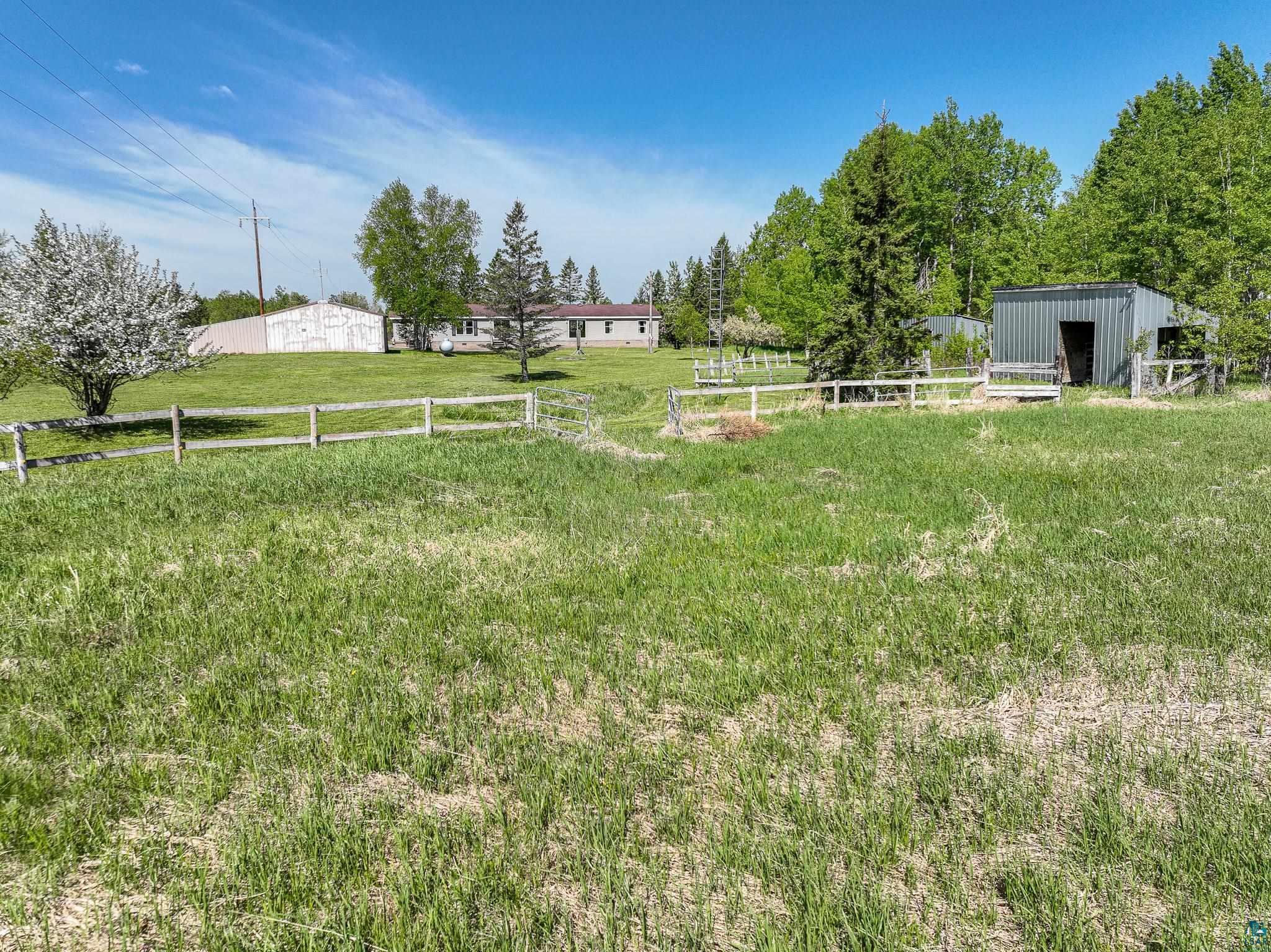 5404 S Midbon Rd, Superior, WI 54880 Listing Photo  27
