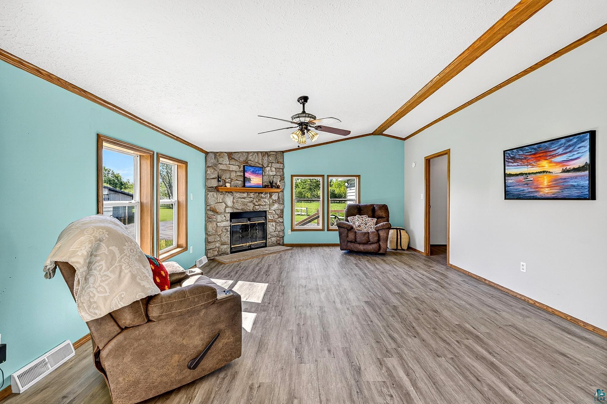 5404 S Midbon Rd, Superior, WI 54880 Listing Photo  5