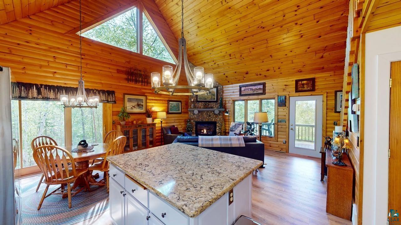 44 Lodge Ln, Lutsen, MN 55612 Listing Photo  11
