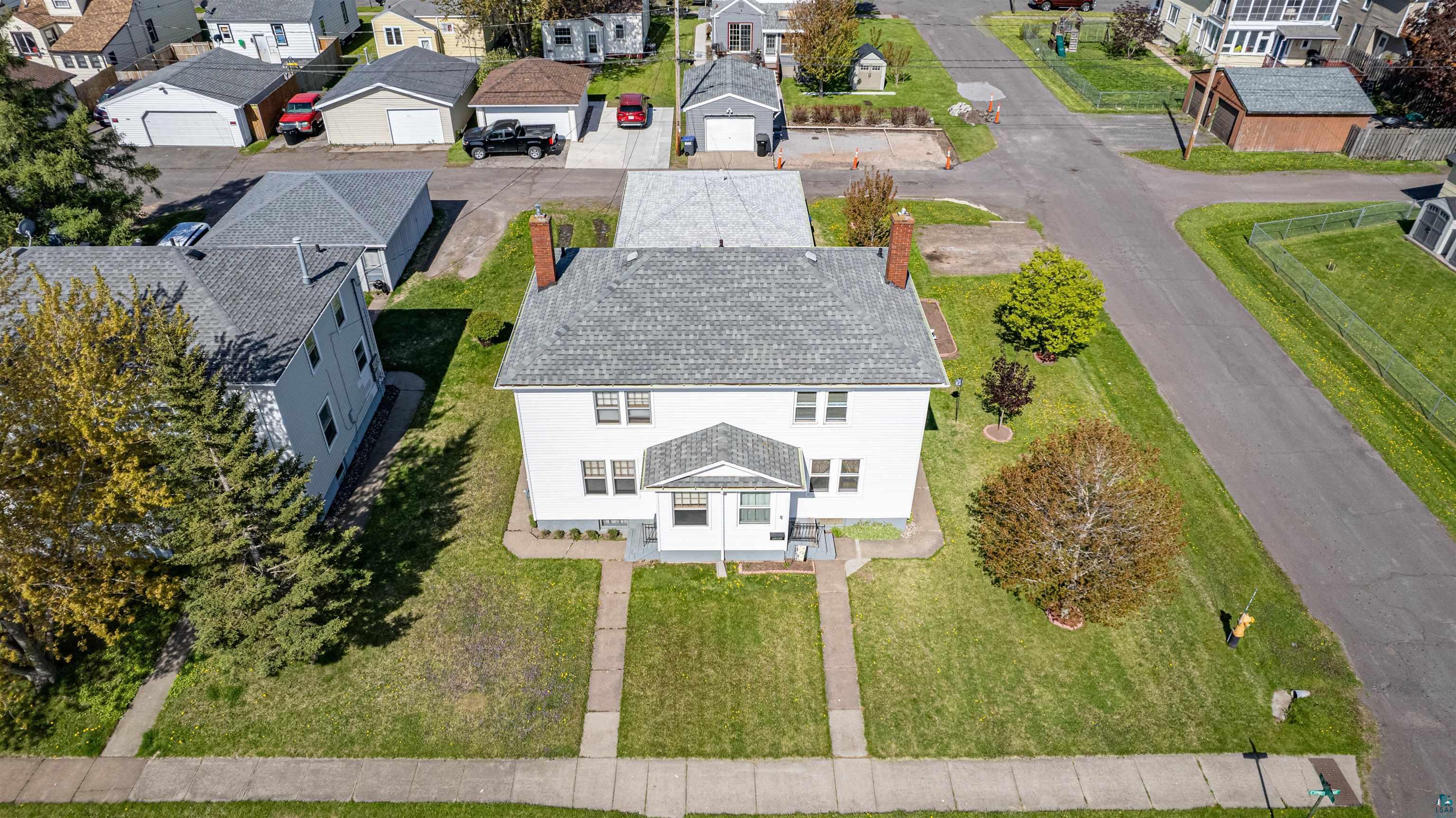 1301 Cypress Ave, Superior, WI 54880 Listing Photo  3
