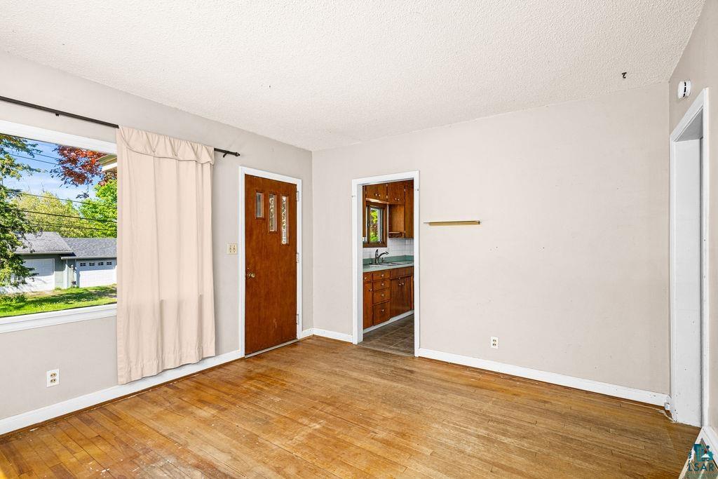 512 Rose St, Duluth, MN 55803 Listing Photo  14